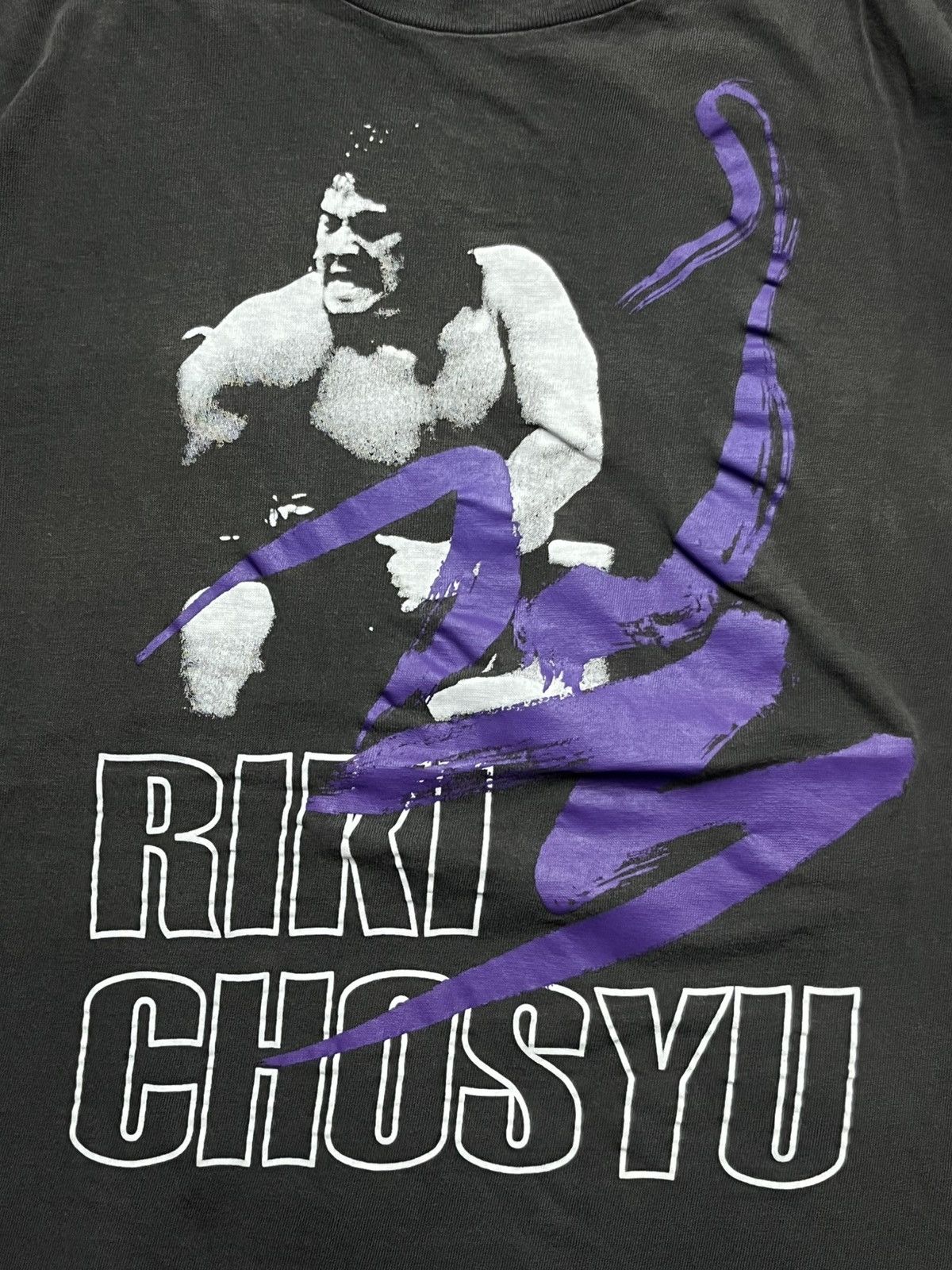 Vintage Vintage 90s NJPW Riki Chosyu Nwo WCW Sunfaded T-Shirt Size US L / EU 52-54 / 3 - 3 Thumbnail