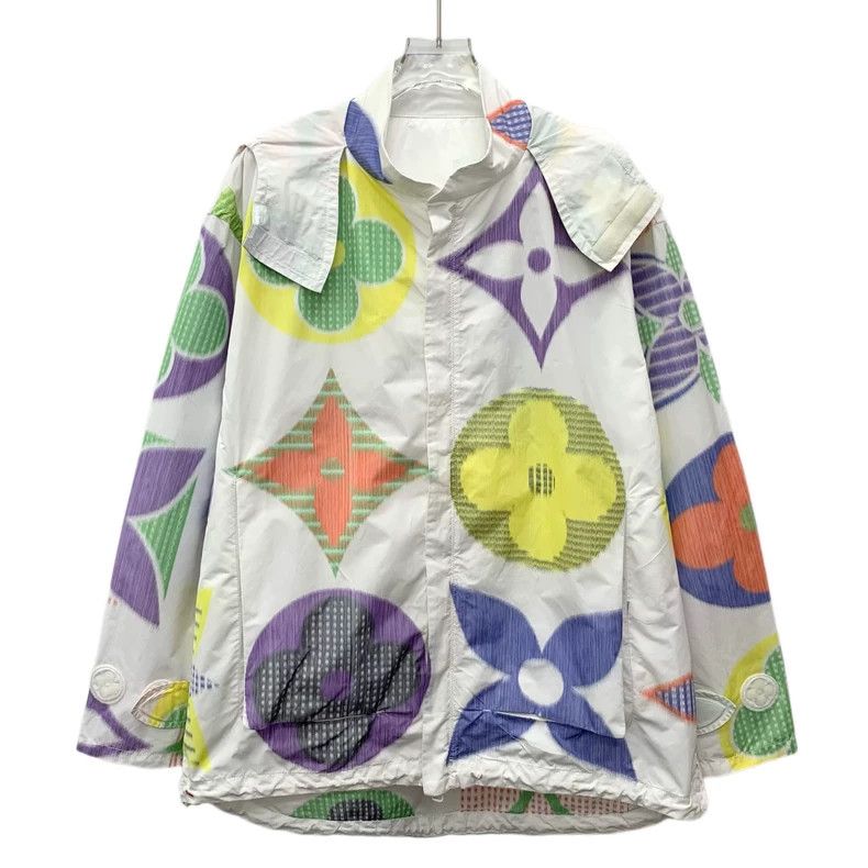 Louis Vuitton Louis Vuitton Multi-color large logo presbyopic hooded lon Size US M / EU 48-50 / 2 - 1 Thumbnail