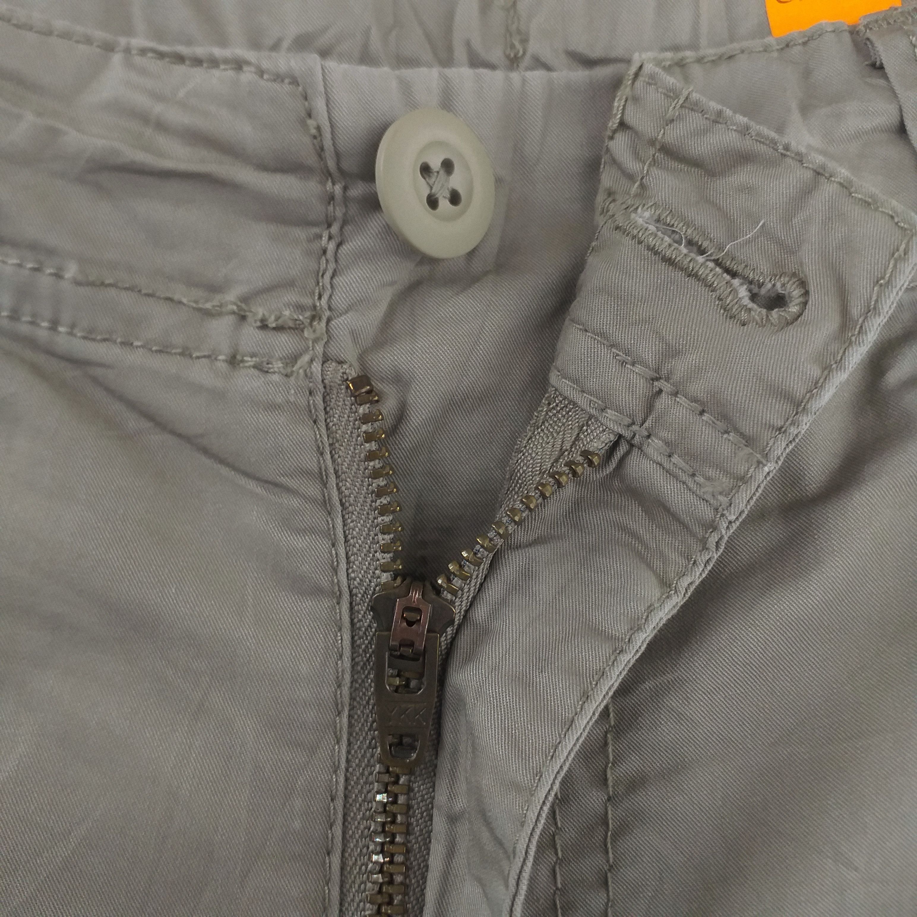 Japanese Brand Uniqlo Japanese Brand Cargo Pocket Pants 35 x 32 CP030 Size US 35 - 13 Thumbnail