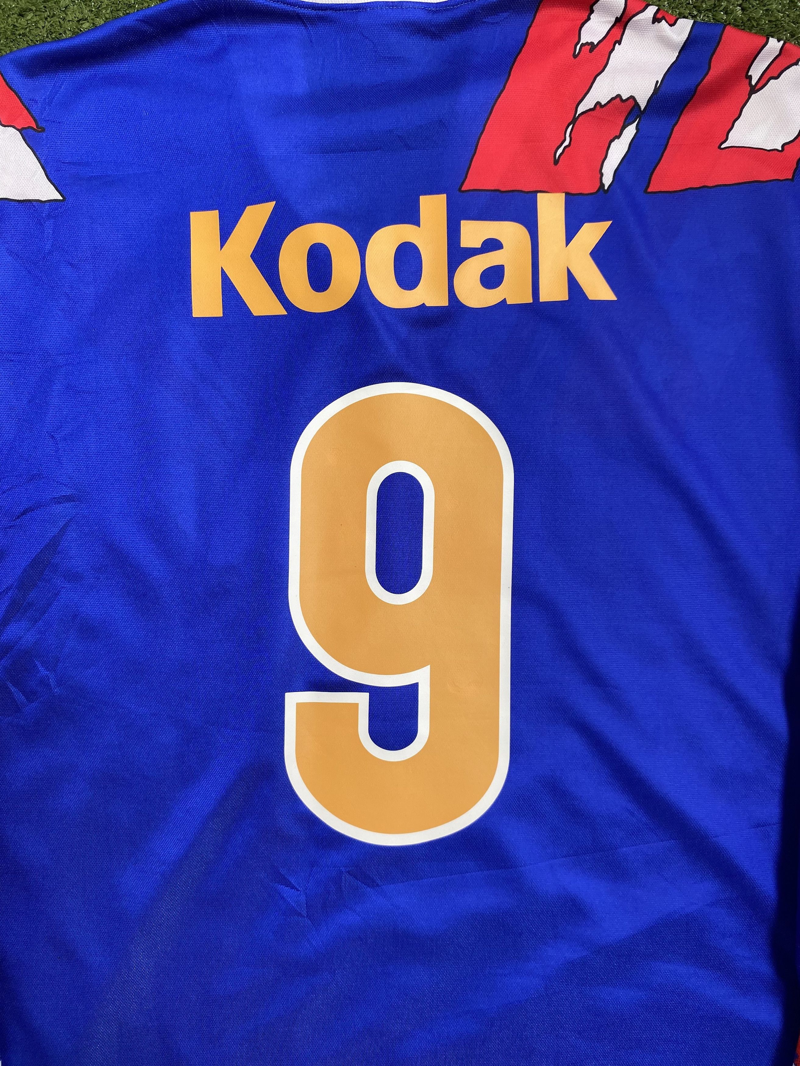 Mizuno × Vintage Yokohama Marinos 1993 Home L/S DÍAZ #9 J.League Vintage RARE Size US L / EU 52-54 / 3 - 9 Thumbnail