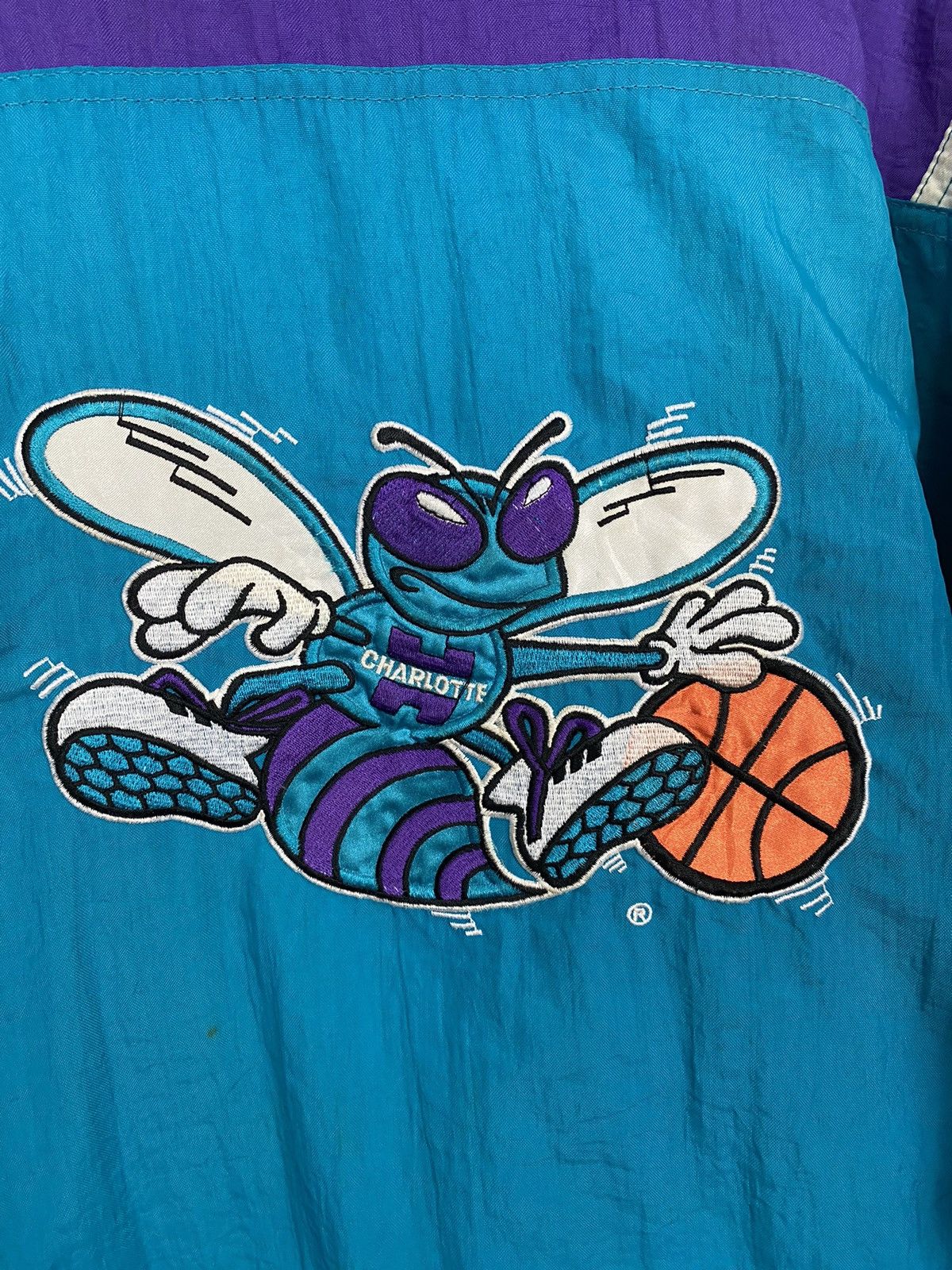 NBA Vintage charlotte hornets starter hoodie jacket Size US M / EU 48-50 / 2 - 14 Thumbnail