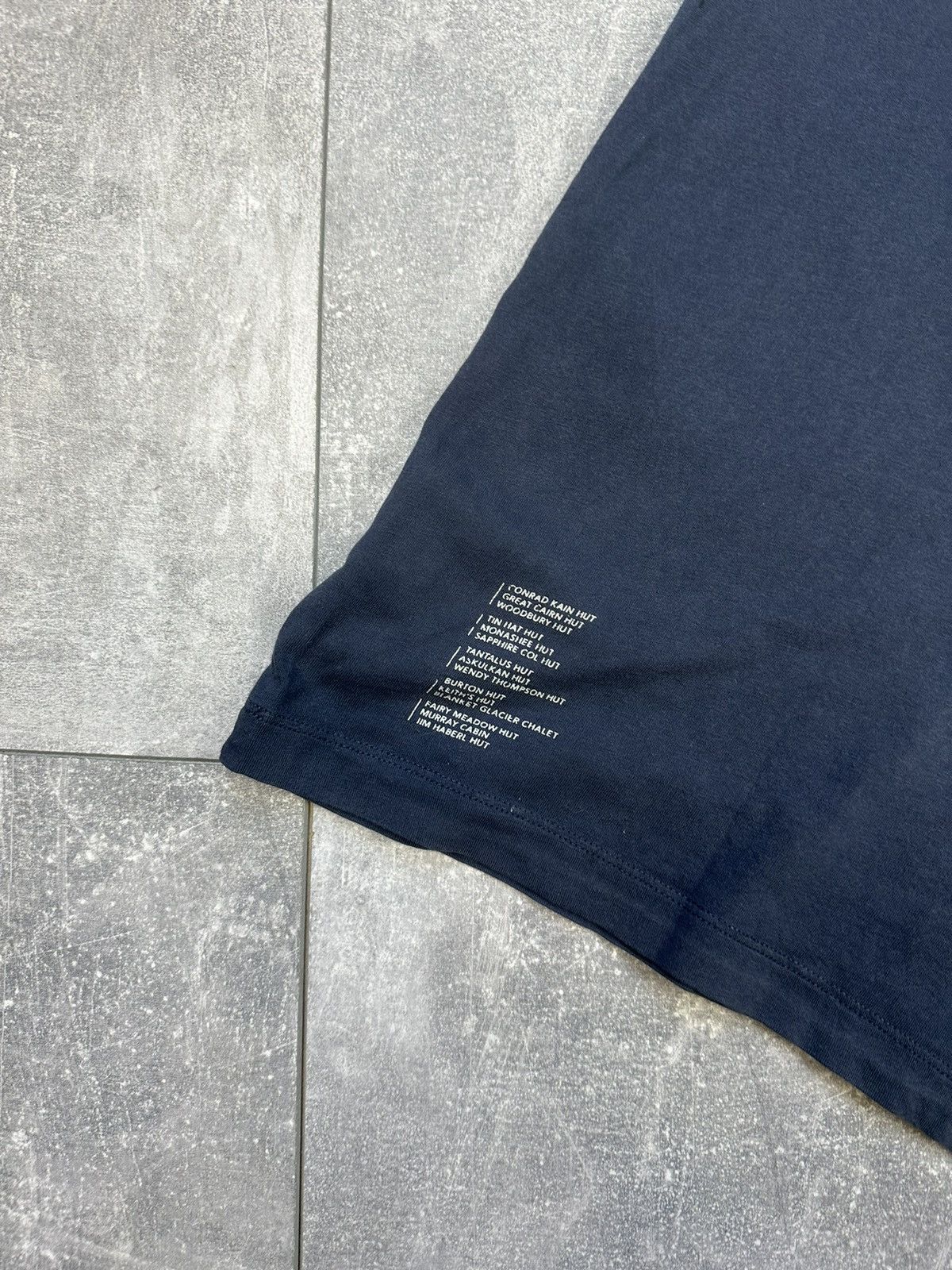 Other Arcteryx Vintage Overprint Logo Outdoor Tee Size US M / EU 48-50 / 2 - 11 Thumbnail