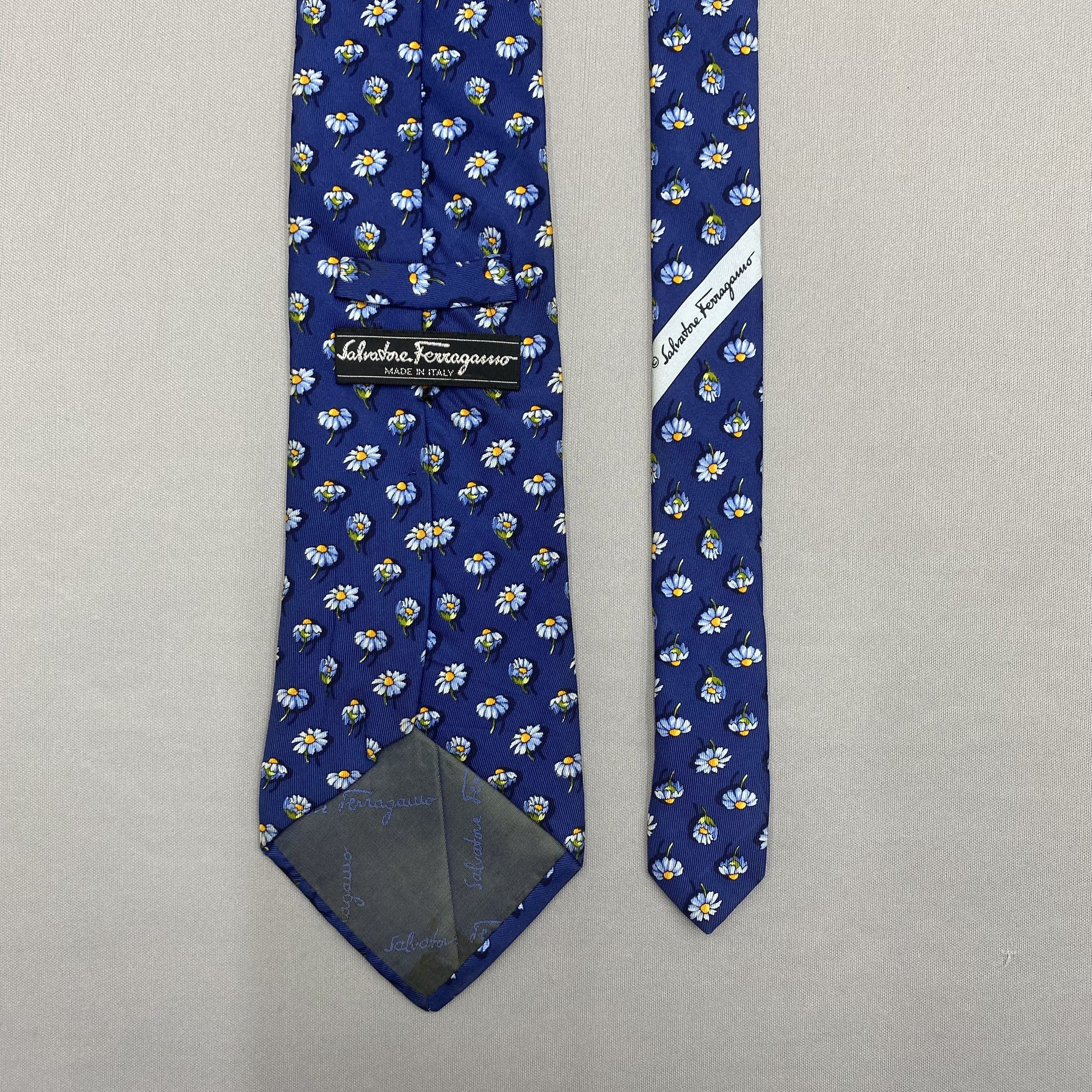 Salvatore Ferragamo Vintage Salvatore Ferragamo SILK Necktie Cravate Pure Silk Size ONE SIZE - 6 Thumbnail