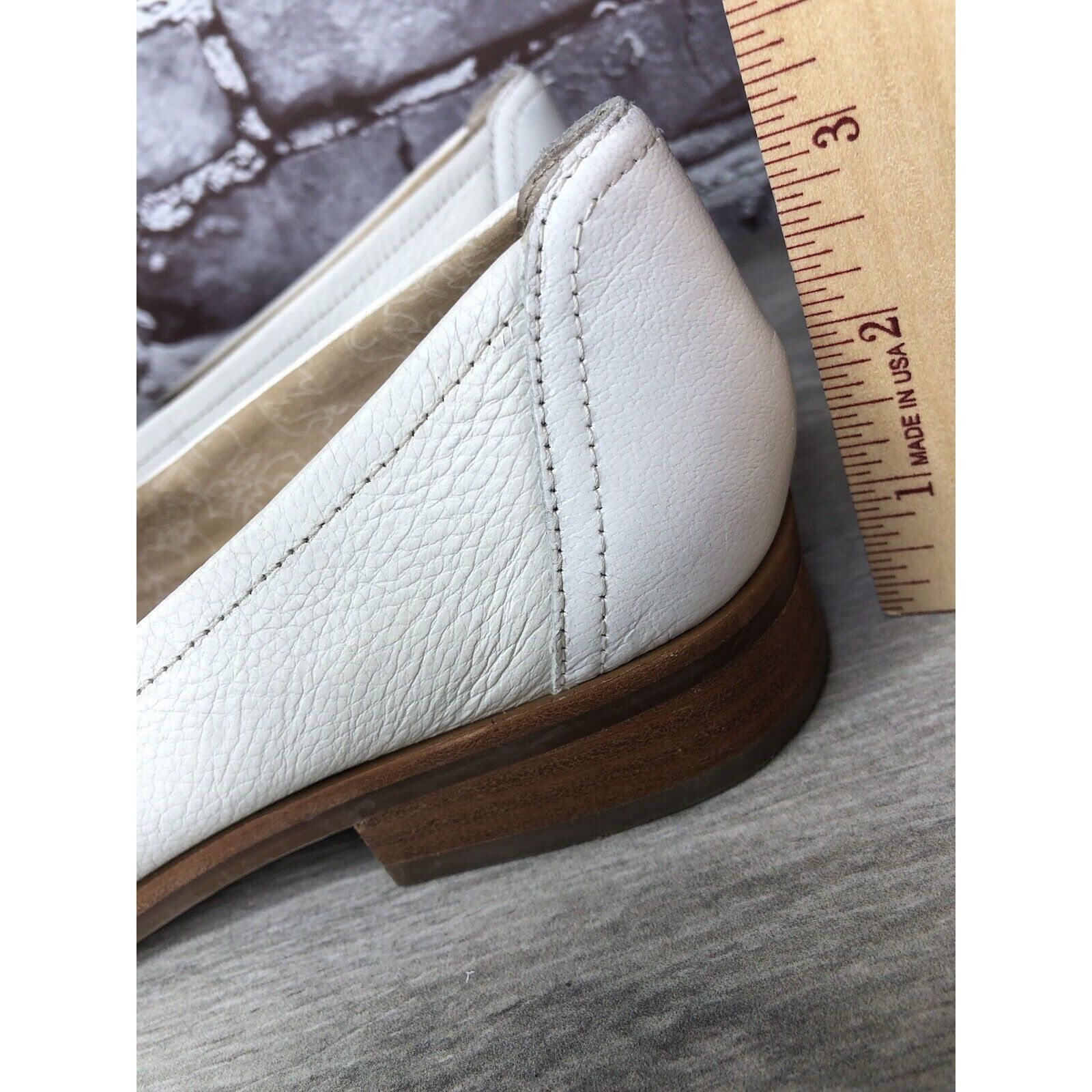 Other Ellen Degeneres ED Laddie White Leather Heart Loafers Shoes Size US 8 / IT 38 - 18 Thumbnail