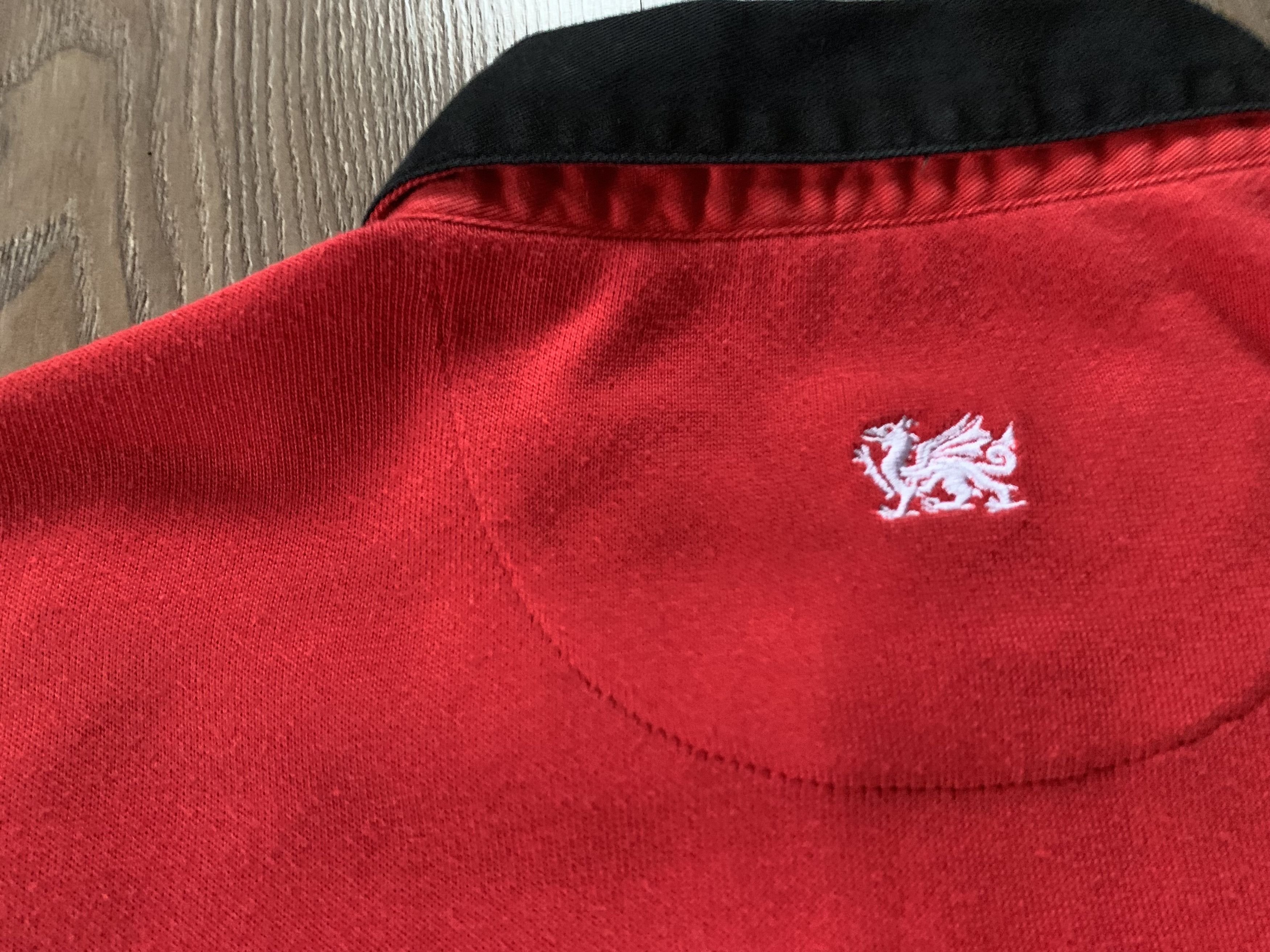 Other Reebok Rockport Wales Rugby WRU Cymru Jersey Long Sleeve Size US M / EU 48-50 / 2 - 6 Thumbnail