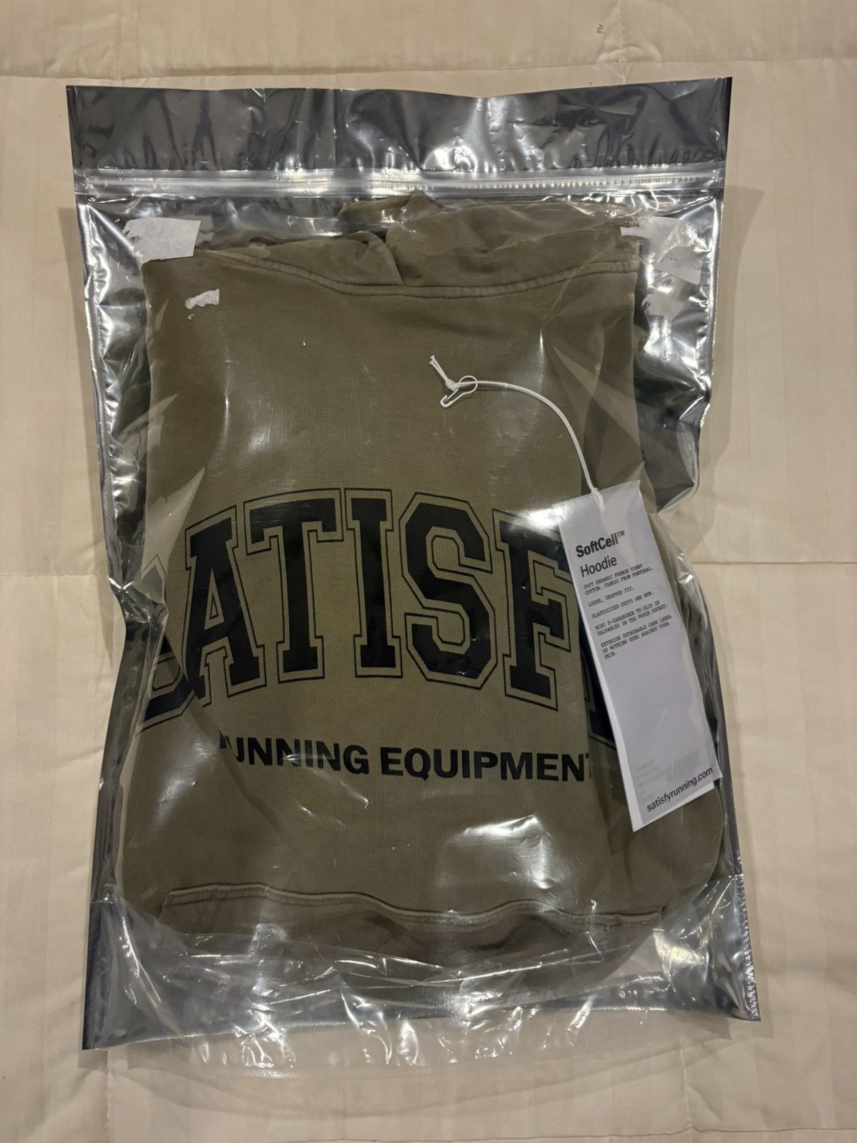 Satisfy Satisfy Running SoftCell Hoodie Sun Bleached Military Olive Size US M / EU 48-50 / 2 - 8 Thumbnail
