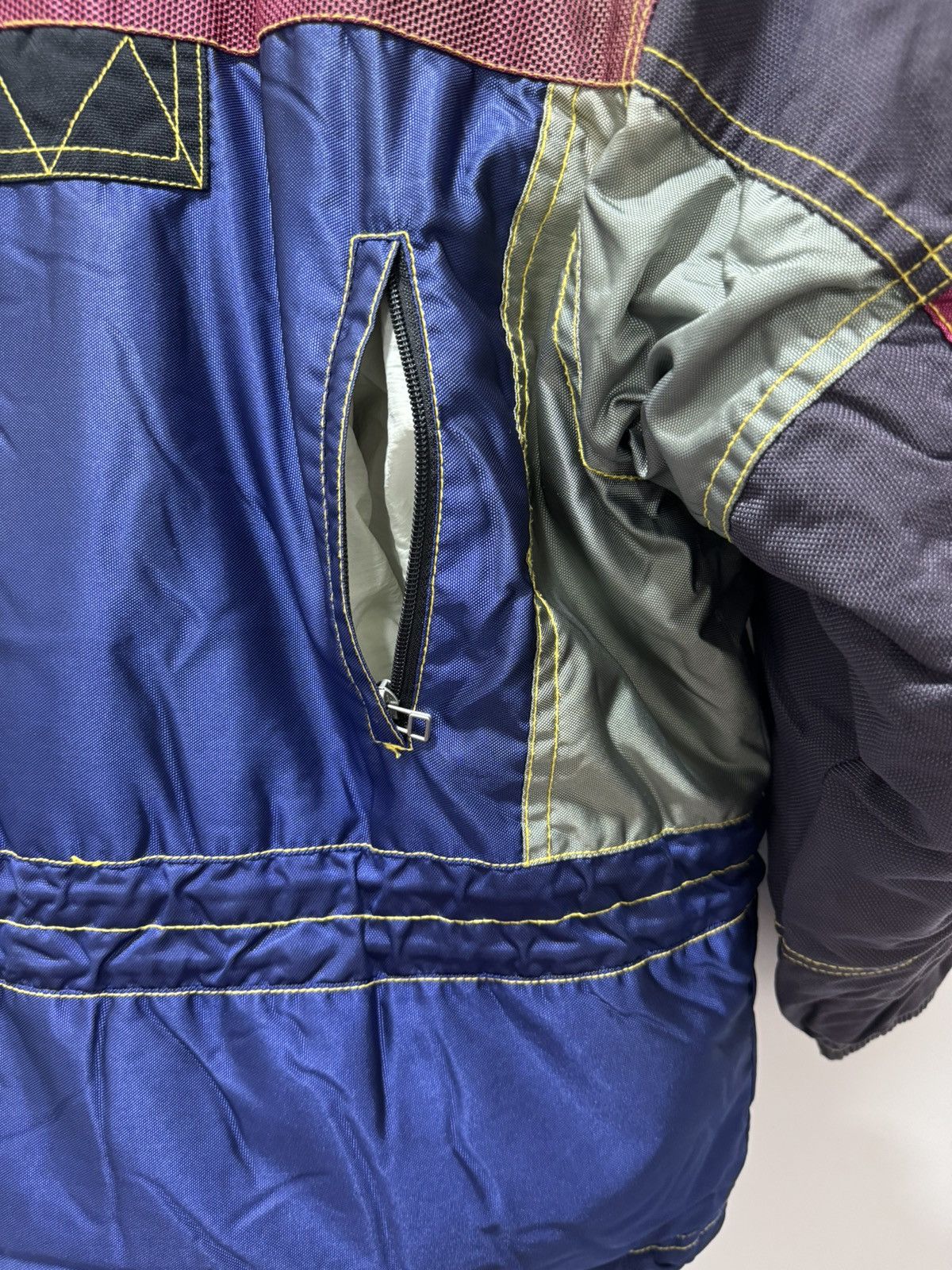 VINTAGE INTENTNESD FREE ESSEL MULTICOLOUR SKI JACKET