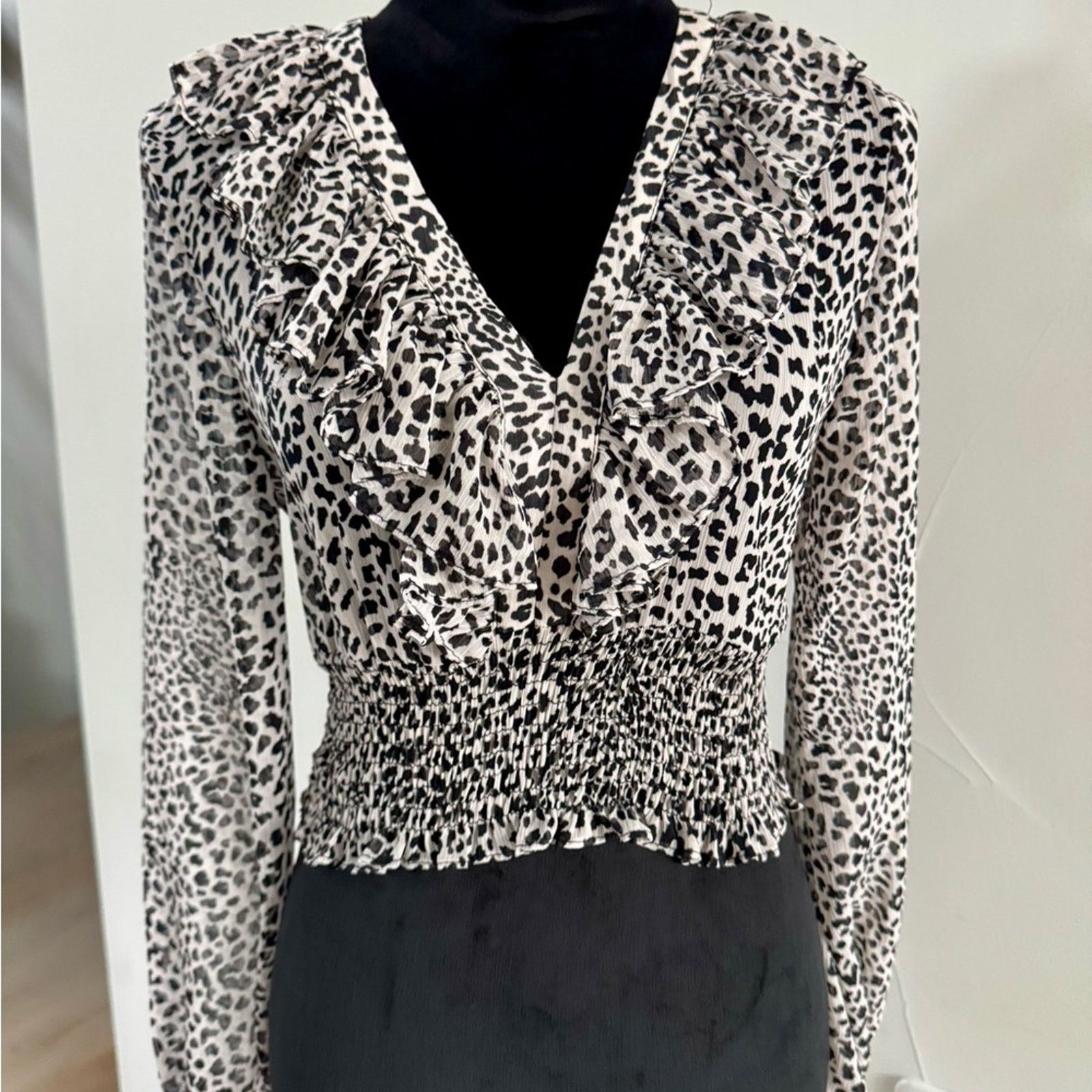 Zara Zara Black and White Animal Print Blouse size XS Size XS / US 0-2 / IT 36-38 - 4 Thumbnail