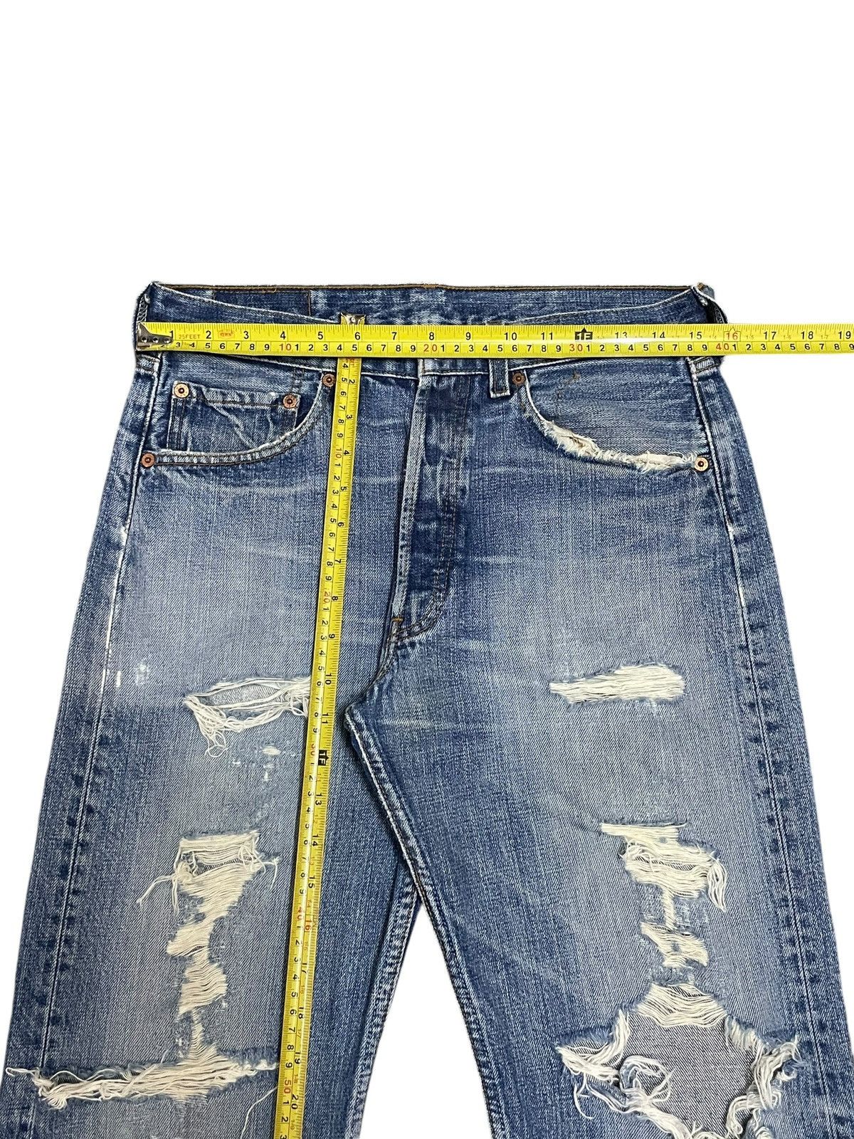 Levi's Vintage Levi’s 501 Button Fly Distressed BlueWash Jeans #C01 Size US 31 - 19 Thumbnail