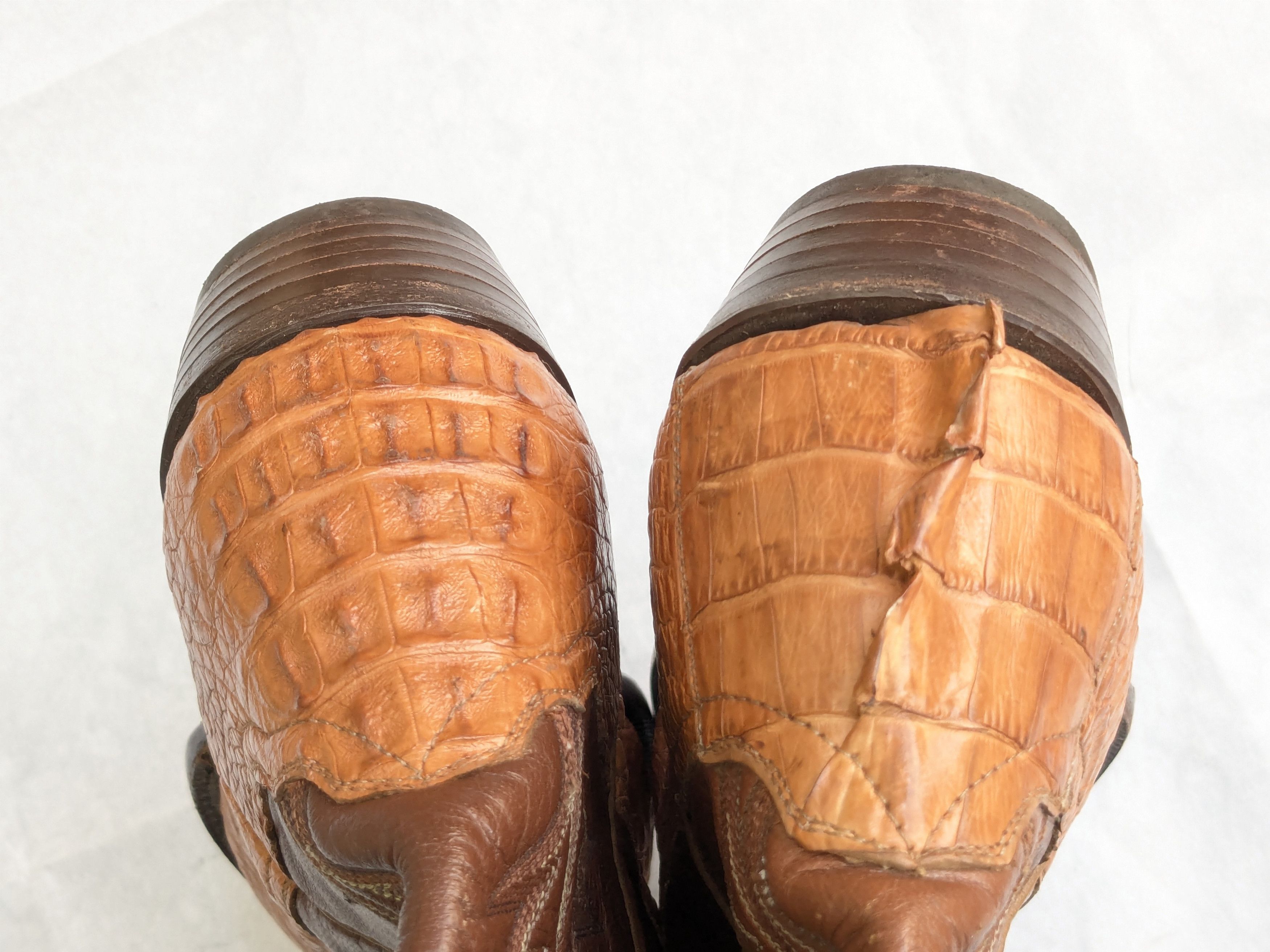 Genuine Leather Vintage Cowboy Boots Crocodile Brown 9.5 EE Wide USA Size US 9.5 / EU 42-43 - 9 Thumbnail