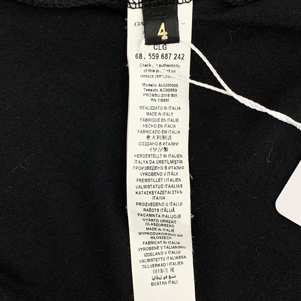 Versace Versace Black Medusa Head Print Crew Neck T-shirt K26WX Size US L / EU 52-54 / 3 - 6 Thumbnail
