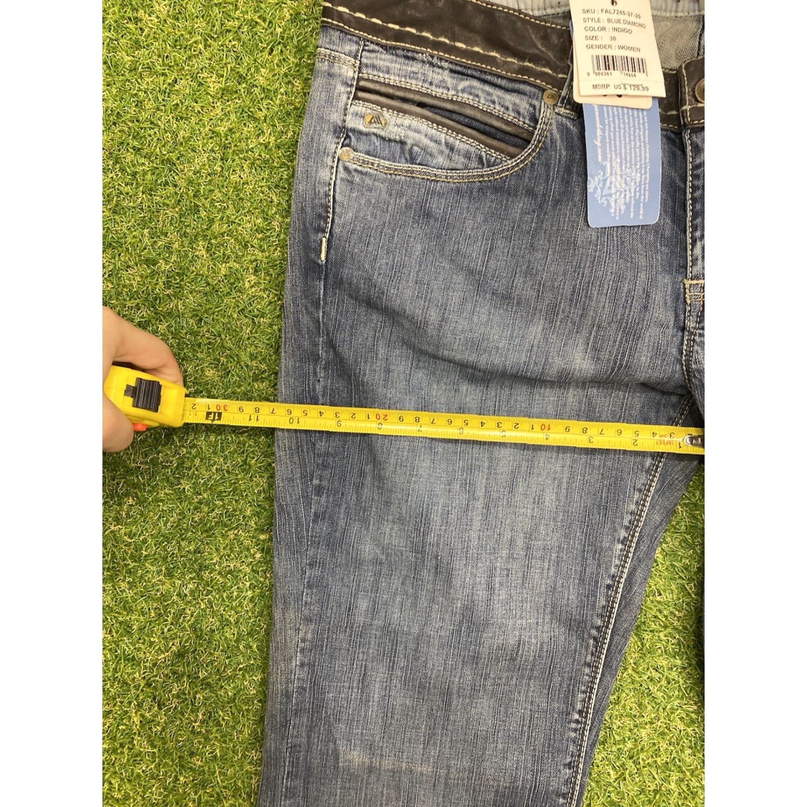 Vintage Allyance Blue Diamond Jeans Womens Size 29 Low Rise Flare 32x30 Leather Trim Jeans Size 29" - 5 Thumbnail