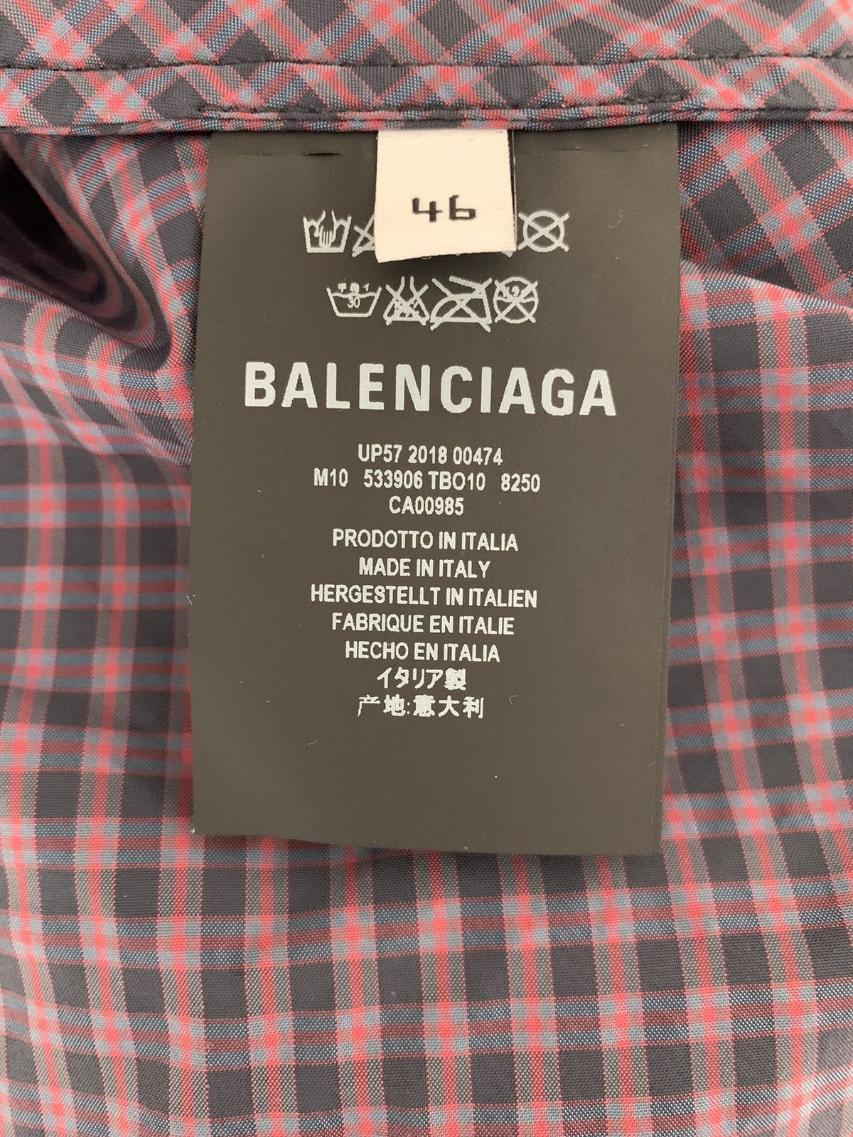 Balenciaga Balenciaga Opera Raincoat Size US S / EU 44-46 / 1 - 6 Thumbnail