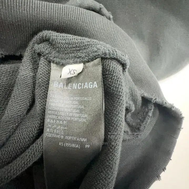 Balenciaga Balenciaga Black Logo Embroidered Long Sleeve Hoodie. Size US XS / EU 42 / 0 - 4 Thumbnail