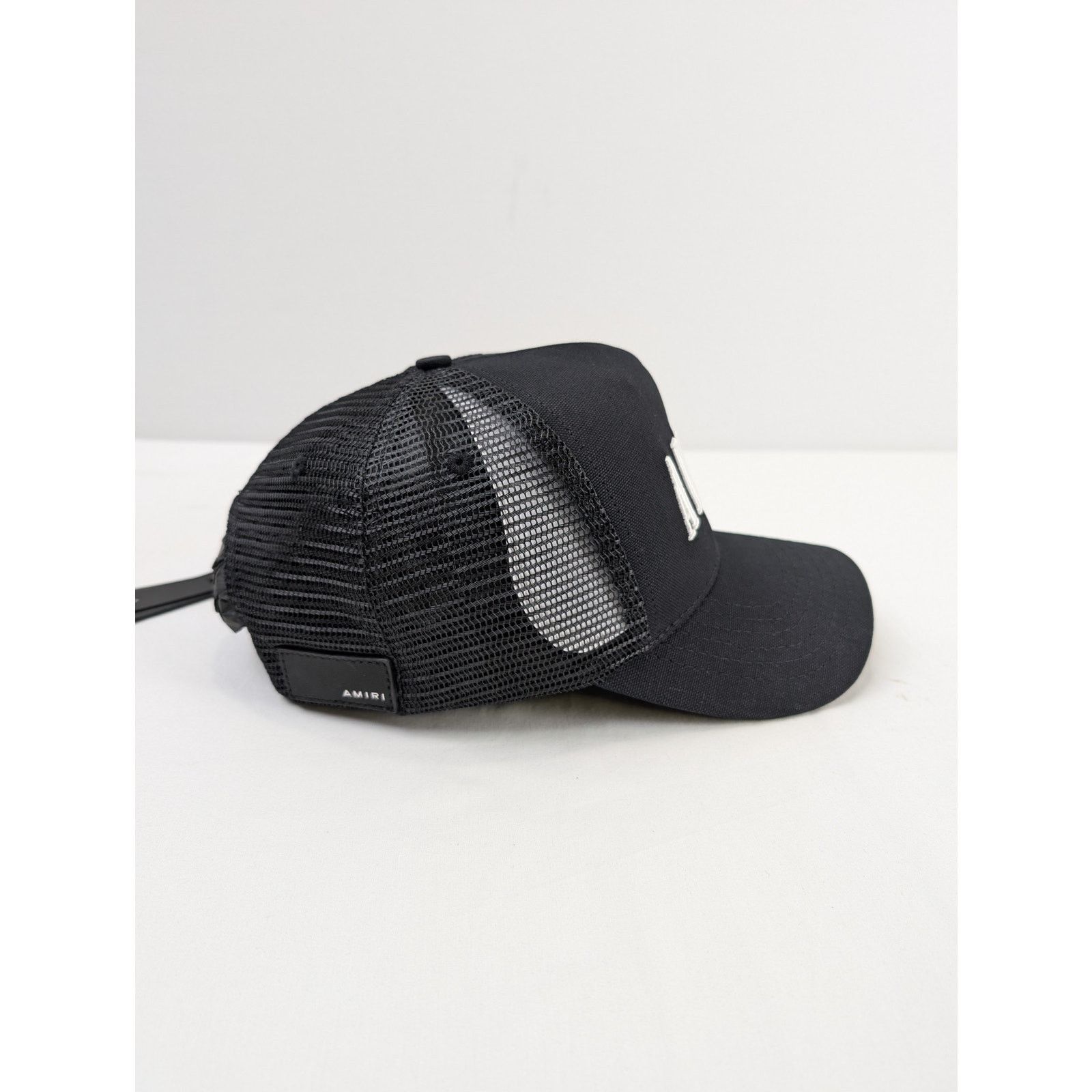 Amiri o1rshd1 Q:2 / Core Logo Trucker Cap / Hat in Black/White Size ONE SIZE - 6 Thumbnail
