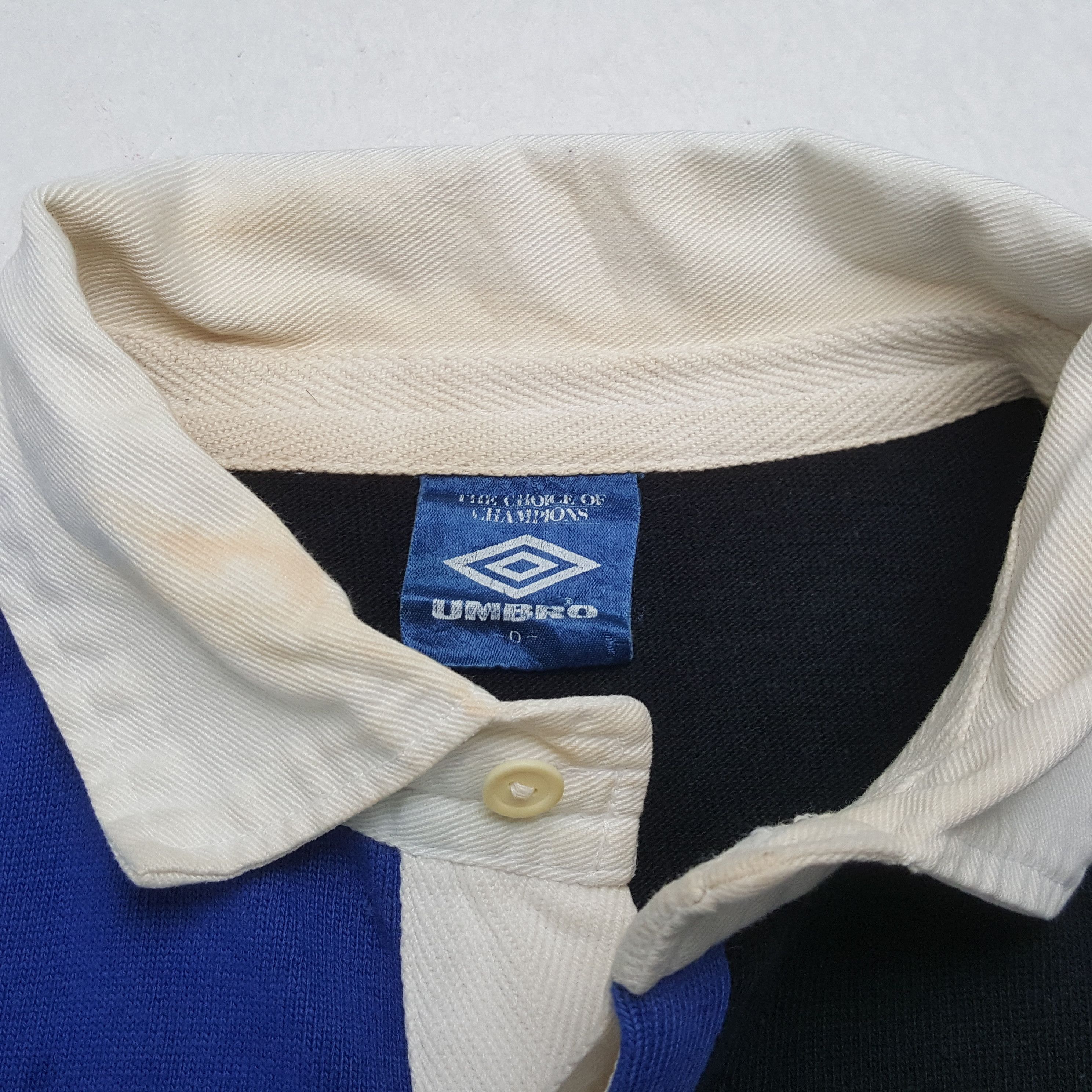 Umbro Vintage Umbro Sportswear Rugby Style Polos C301N40 Size US L / EU 52-54 / 3 - 6 Thumbnail