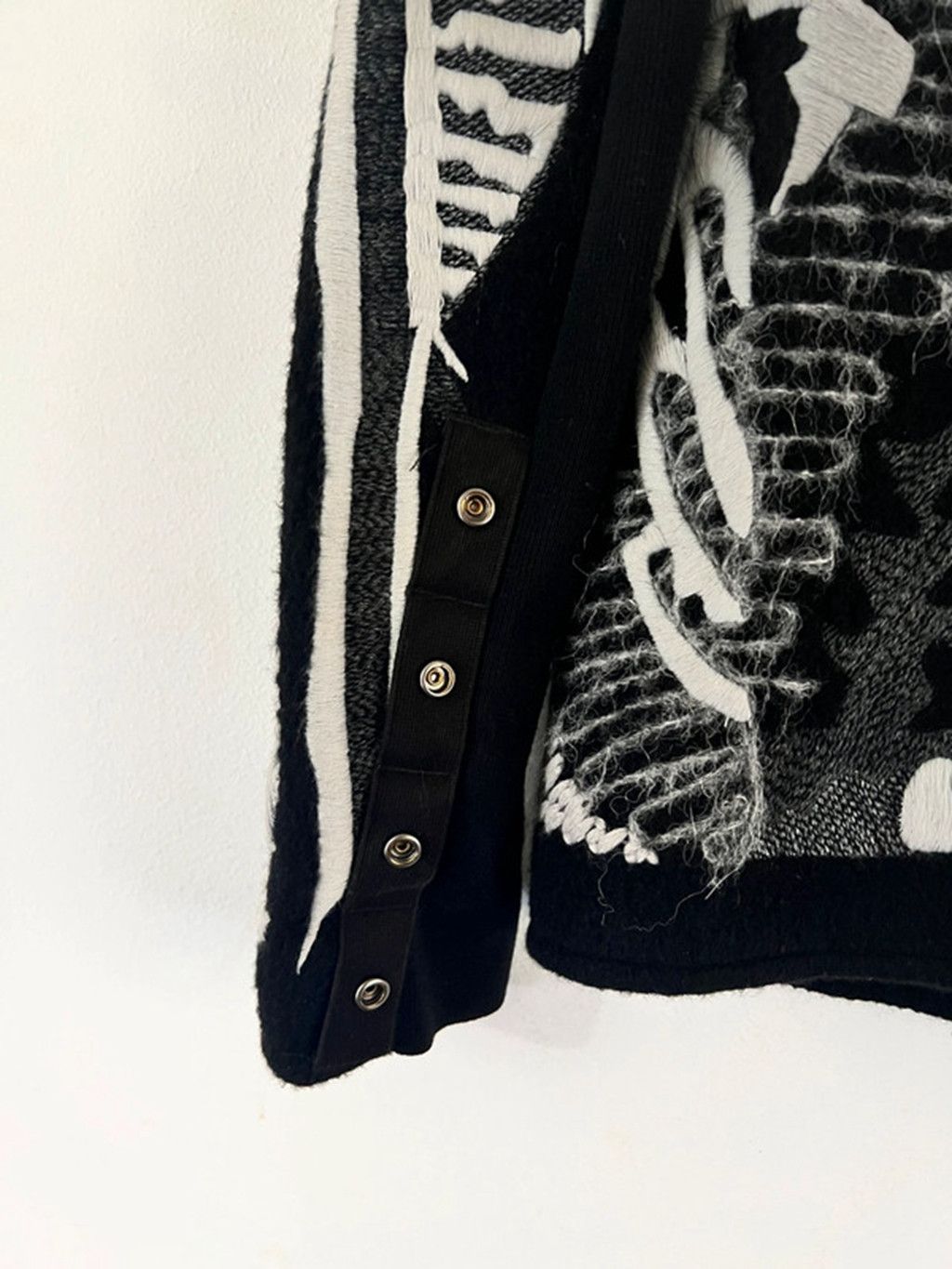 Rick Owens Rick Owens cashmere embroidered coat Size US S / EU 44-46 / 1 - 7 Thumbnail