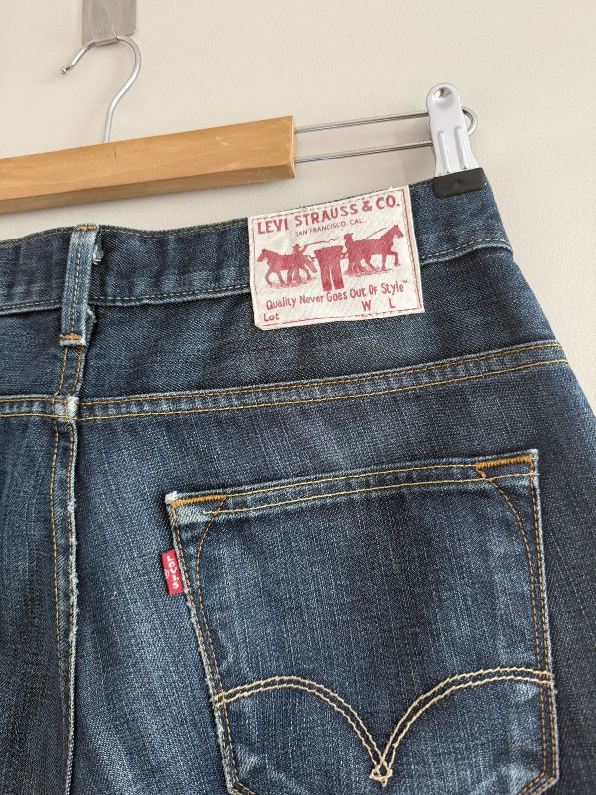 Levi's Levi’s Straight Leg Jeans Size US 31 - 3 Thumbnail