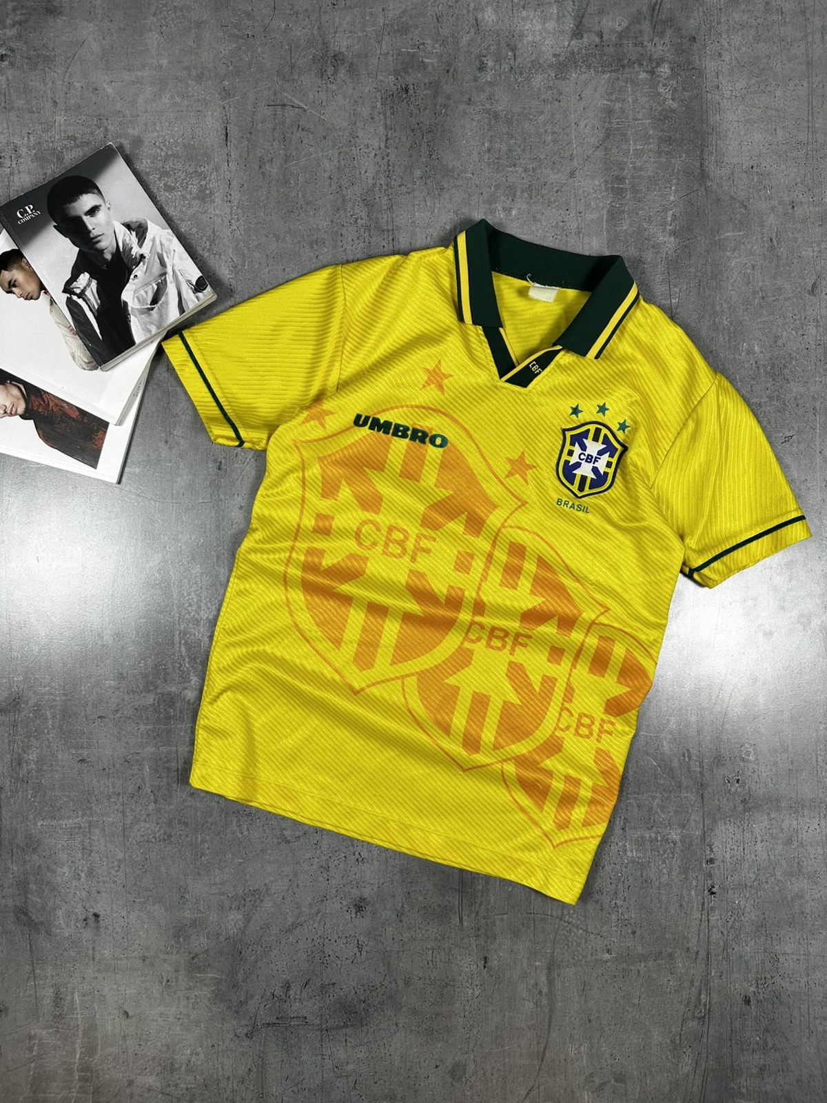 Vintage soccer jersey Brazil ROMARIO 11 Umbro