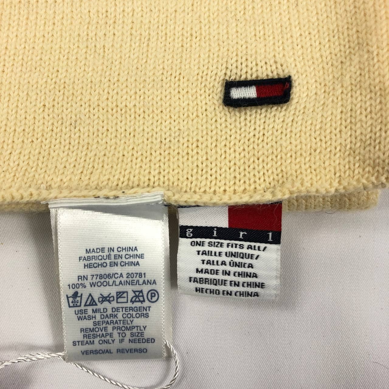 Tommy Hilfiger Tommy Hilfiger Scarf / Muffler / Neckwear FS095 Size ONE SIZE - 3 Thumbnail