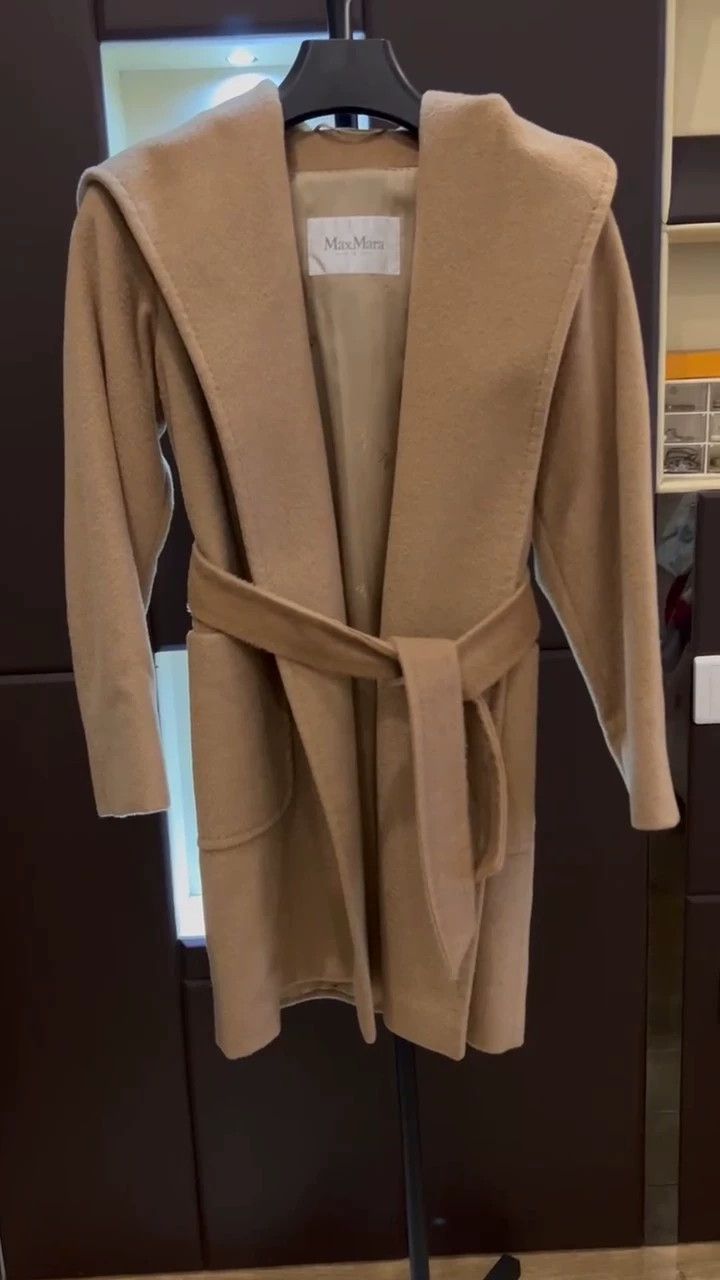 Max Mara Max Mara Rialto coat, bathrobe with hood Size S / US 4 / IT 40 - 1 Thumbnail