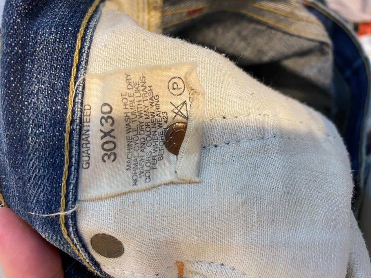 Levi's Vintage Clothing Levi’s 501XX Big E × Coca-Cola Edition Redline Selvedge Size US 30 / EU 46 - 9 Thumbnail