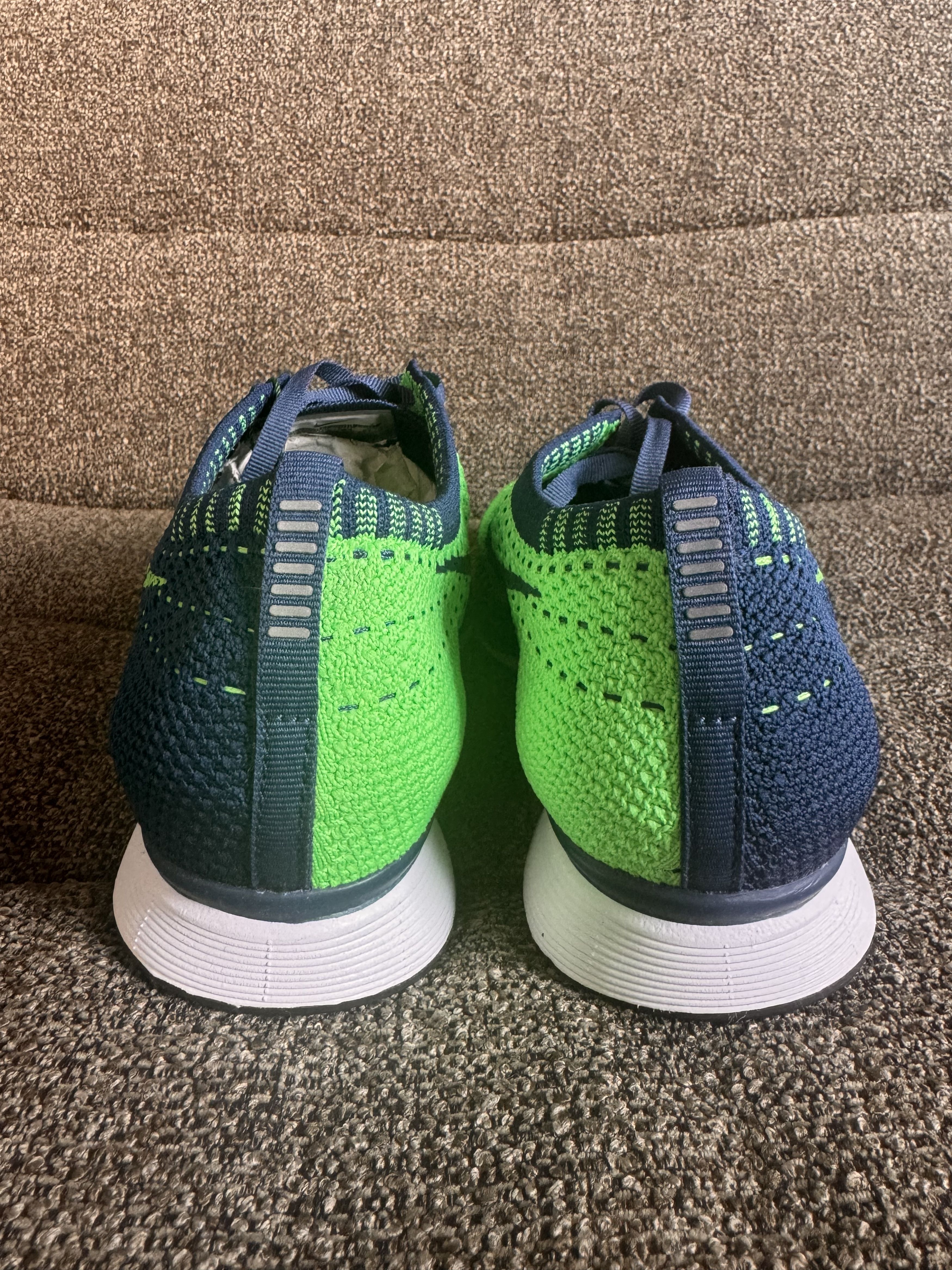 Nike Flyknit Racer Brave Blue/Poison Green Size US 9.5 / EU 42-43 - 4 Thumbnail