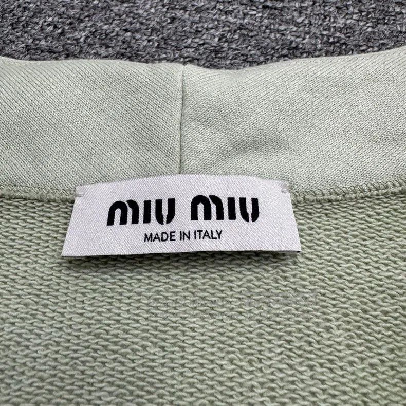 Miu Miu MIU MIU Distressed V-Neck Knit Cardigan. Size US S / EU 44-46 / 1 - 3 Thumbnail