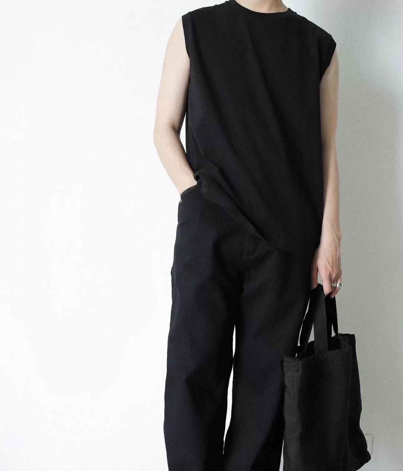 Comoli COMOLI Japanese Vintage Pleated Crew Neck Sleeveless Tank Size US XL / EU 56 / 4 - 1 Thumbnail