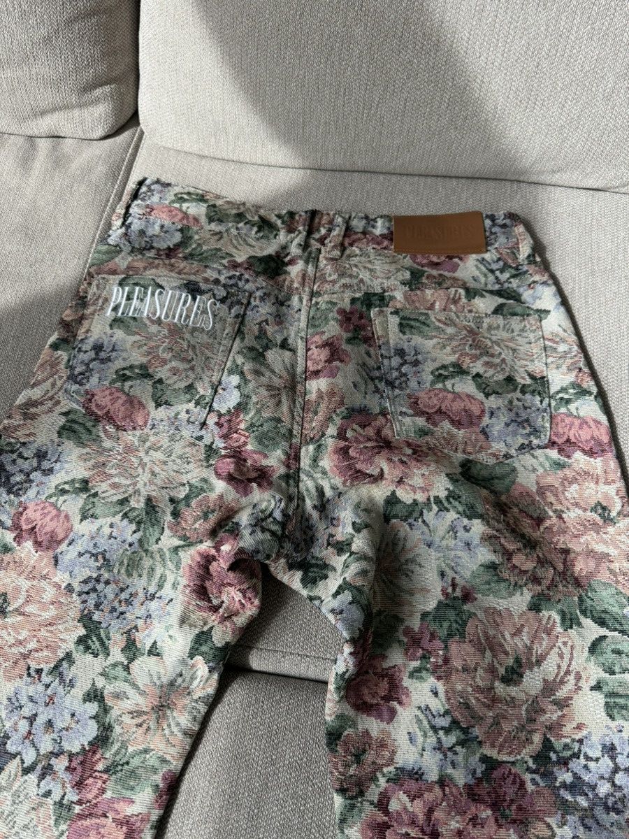 Pleasures Pleasures Floral Pants Size US 32 / EU 48 - 2 Thumbnail