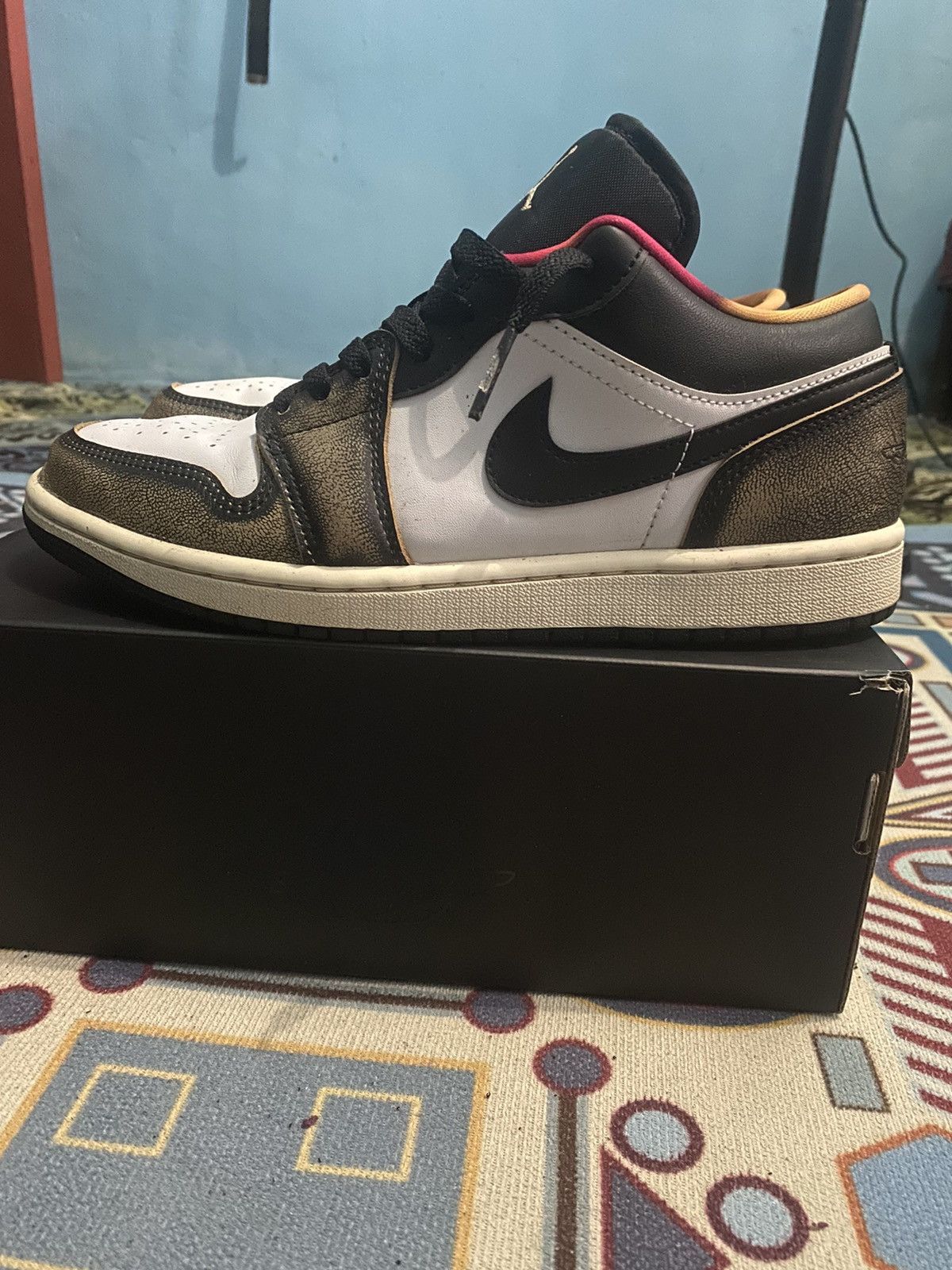 Nike Nike Air Jordan 1 Low Se Wear Away Size US 8 / EU 41 - 5 Thumbnail