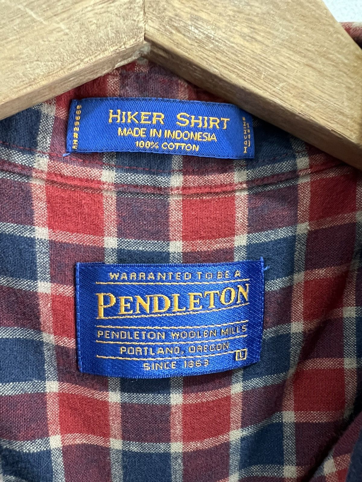 Vintage Vintage Pendleton Hiker Shirt plaid button up polo Size US L / EU 52-54 / 3 - 4 Thumbnail