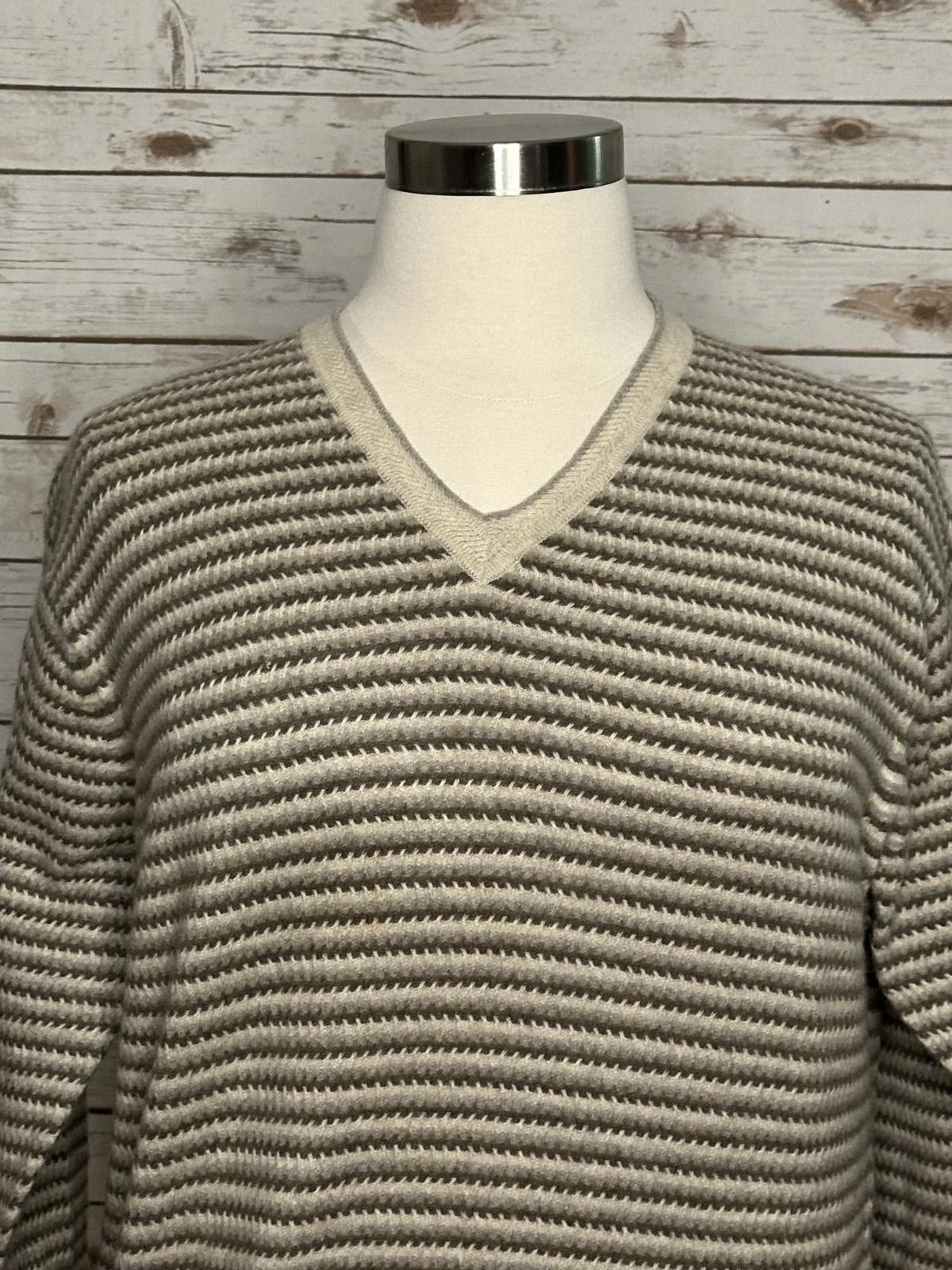 Designer Richard Waithe striped cashmere V-neck sweater Size XXL Size US XXL / EU 58 / 5 - 2 Thumbnail