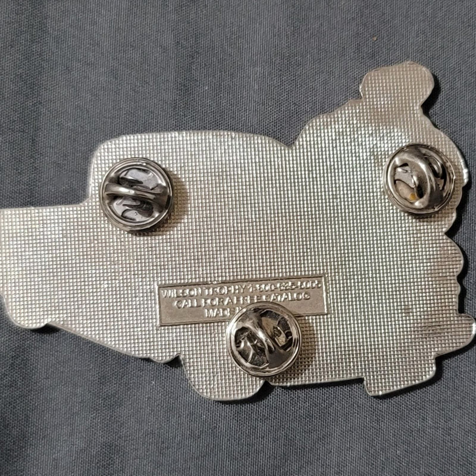 The Unbranded Brand Vtg 2004 Elvis Hot Rod Little League Large Lapel Pin Size ONE SIZE - 4 Thumbnail