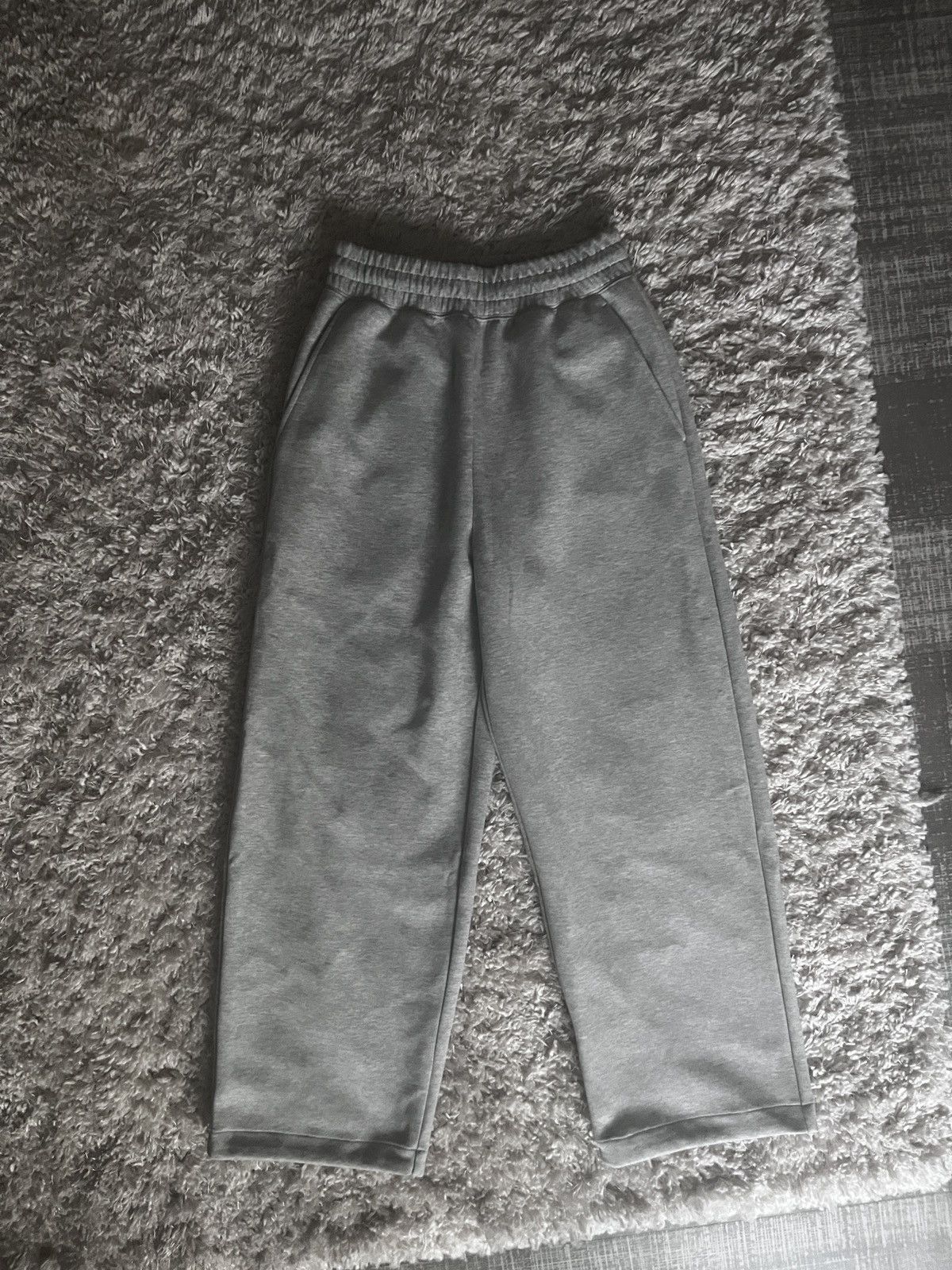 Uniqlo Wide Sweatpants