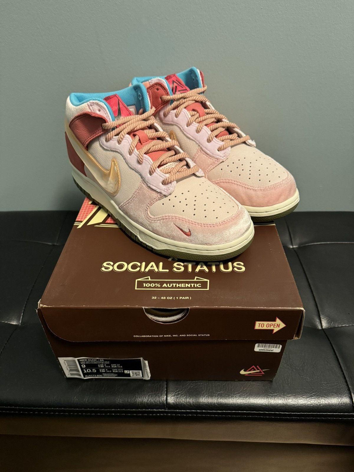social status x nike dunk mid strawberry milk mens
