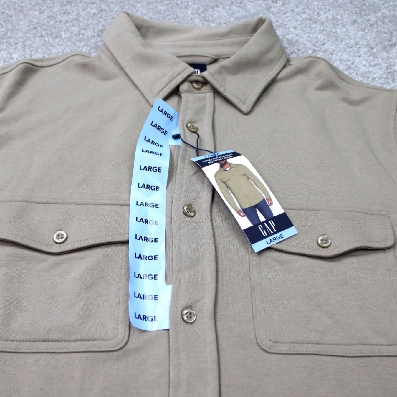 Gap Gap Shirt Mens Large Beige Long Sleeve Button-Down Knit Pockets NWT Size US L / EU 52-54 / 3 - 5 Thumbnail