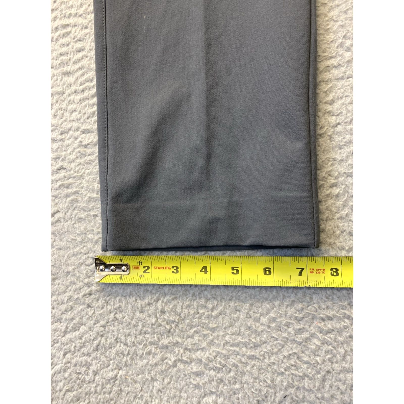 Calvin Klein Calvin Klein Golf Mens 30x30 Slim Straight Leg Pants Gray /114-44 Size US 30 / EU 46 - 5 Thumbnail