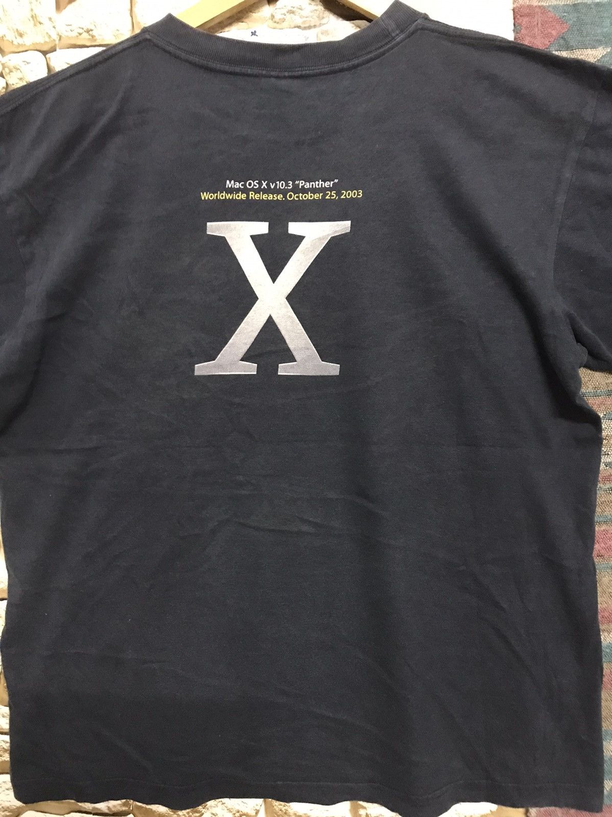 Apple × Microsoft Apple Microsoft Worldwide Release October 25,2003 Tees Size US L / EU 52-54 / 3 - 5 Thumbnail
