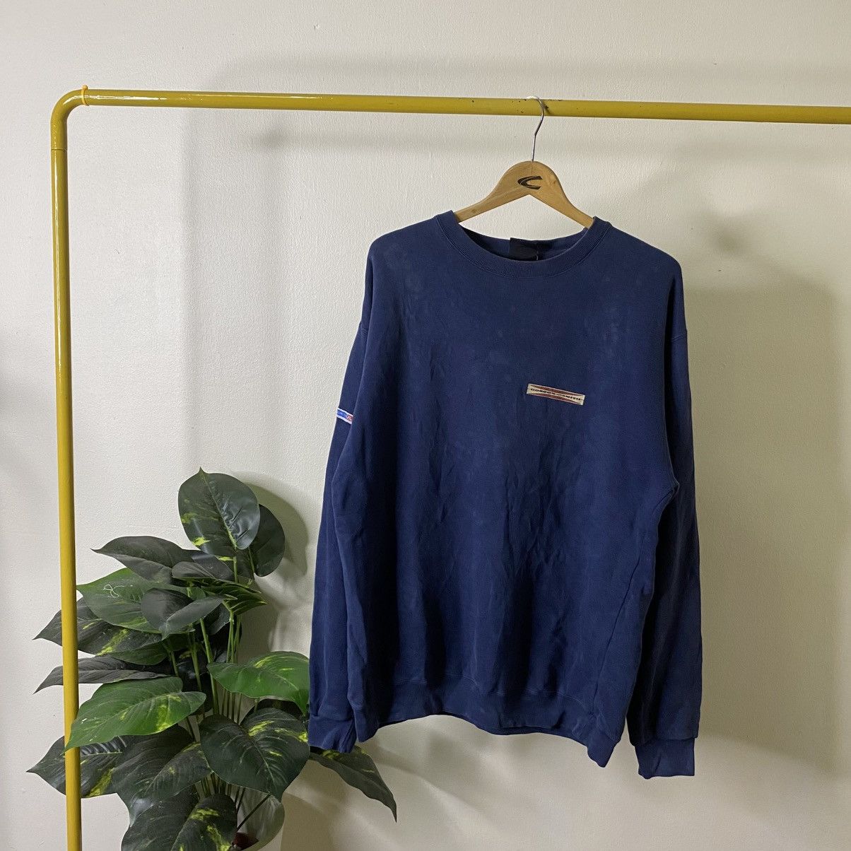 Vintage Vintage 1990s Gordon & Smith Surf Crewneck Surfing Style Size US L / EU 52-54 / 3 - 5 Thumbnail