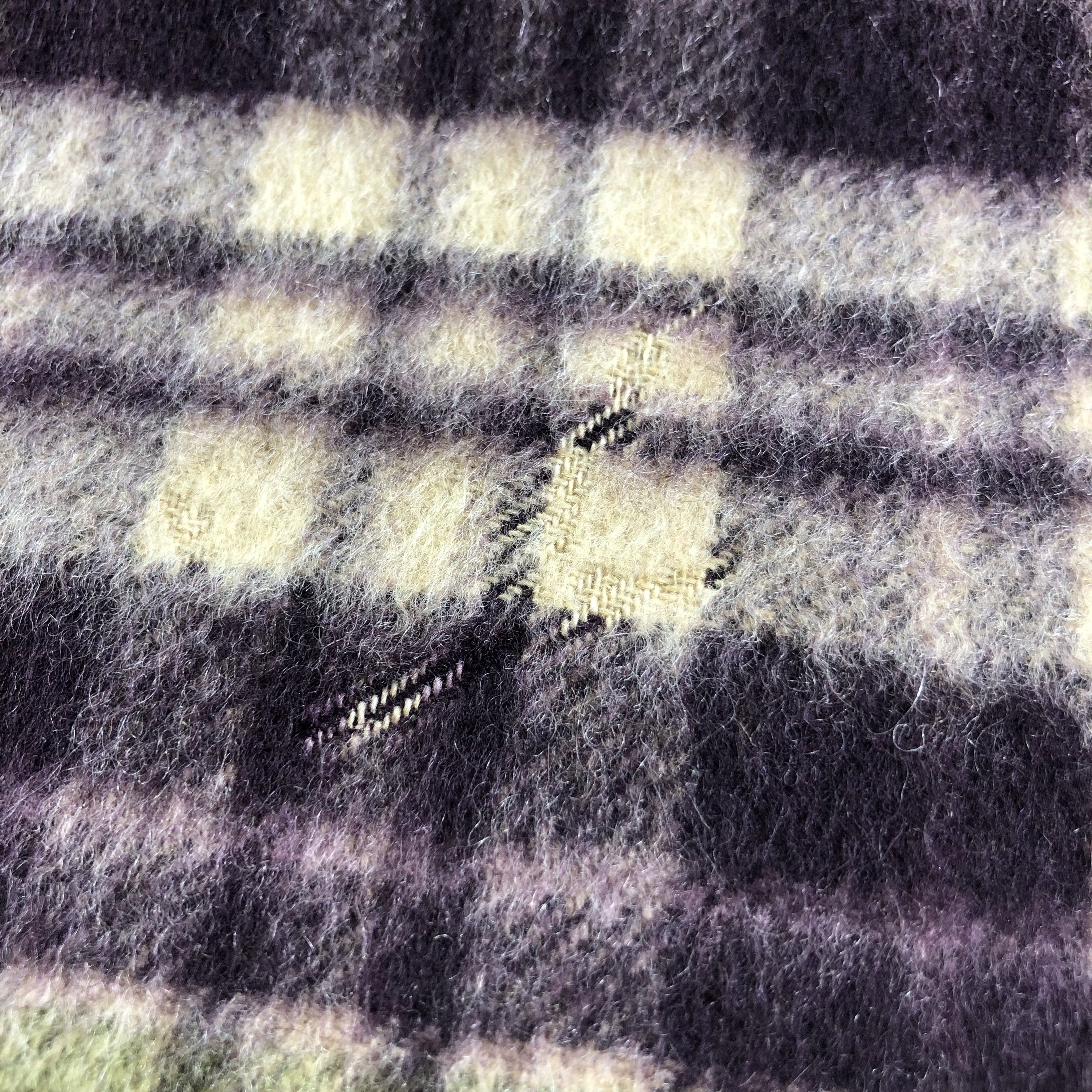 Johnstons Of Elgin Johnstons Of Elgin Tartan Cashmere Scarf Muffler V2509 Size ONE SIZE - 8 Thumbnail