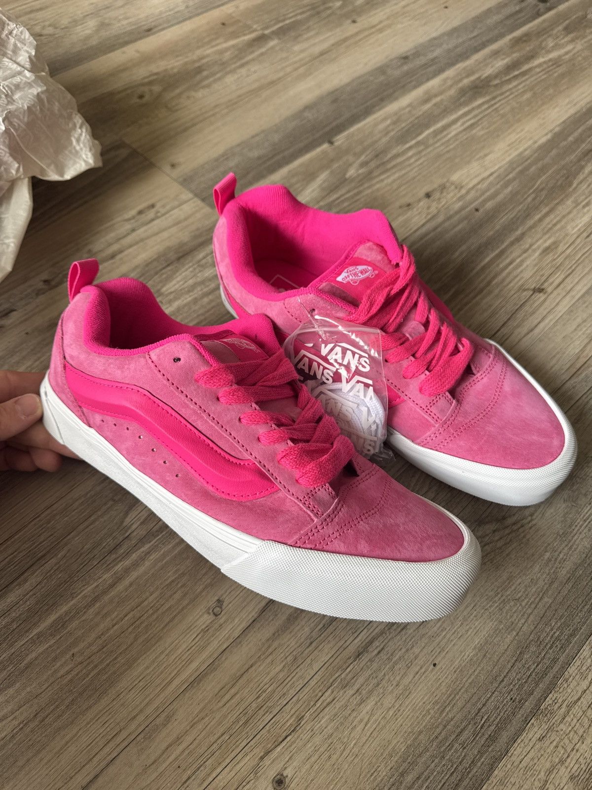 Vans Vans Knu Skool Nubuck Pink Glo Size US 11 / EU 44 - 1 Thumbnail