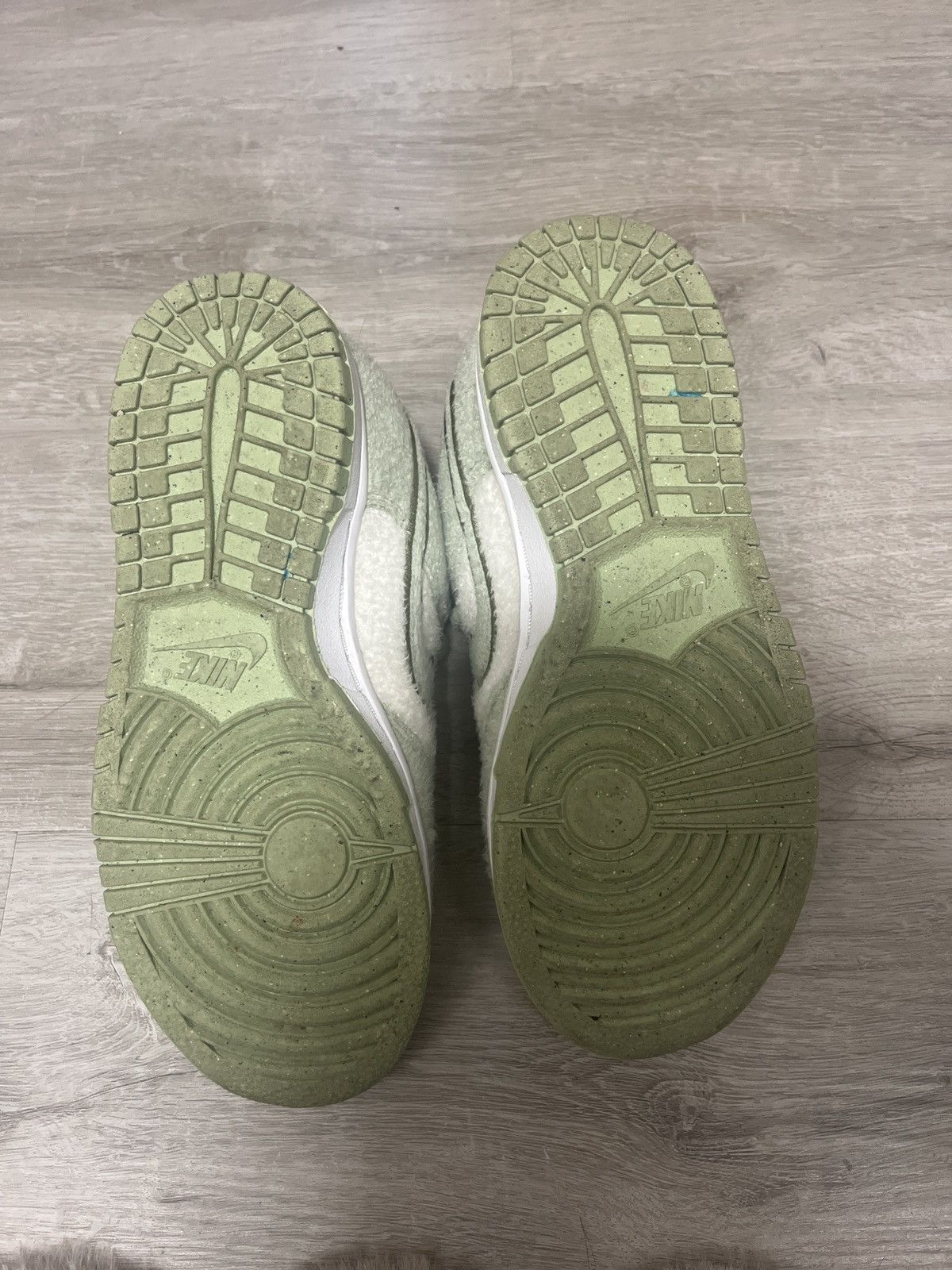 Nike Nike Low Dunk Fleece Honeydew Size US 6 / IT 36 - 5 Thumbnail