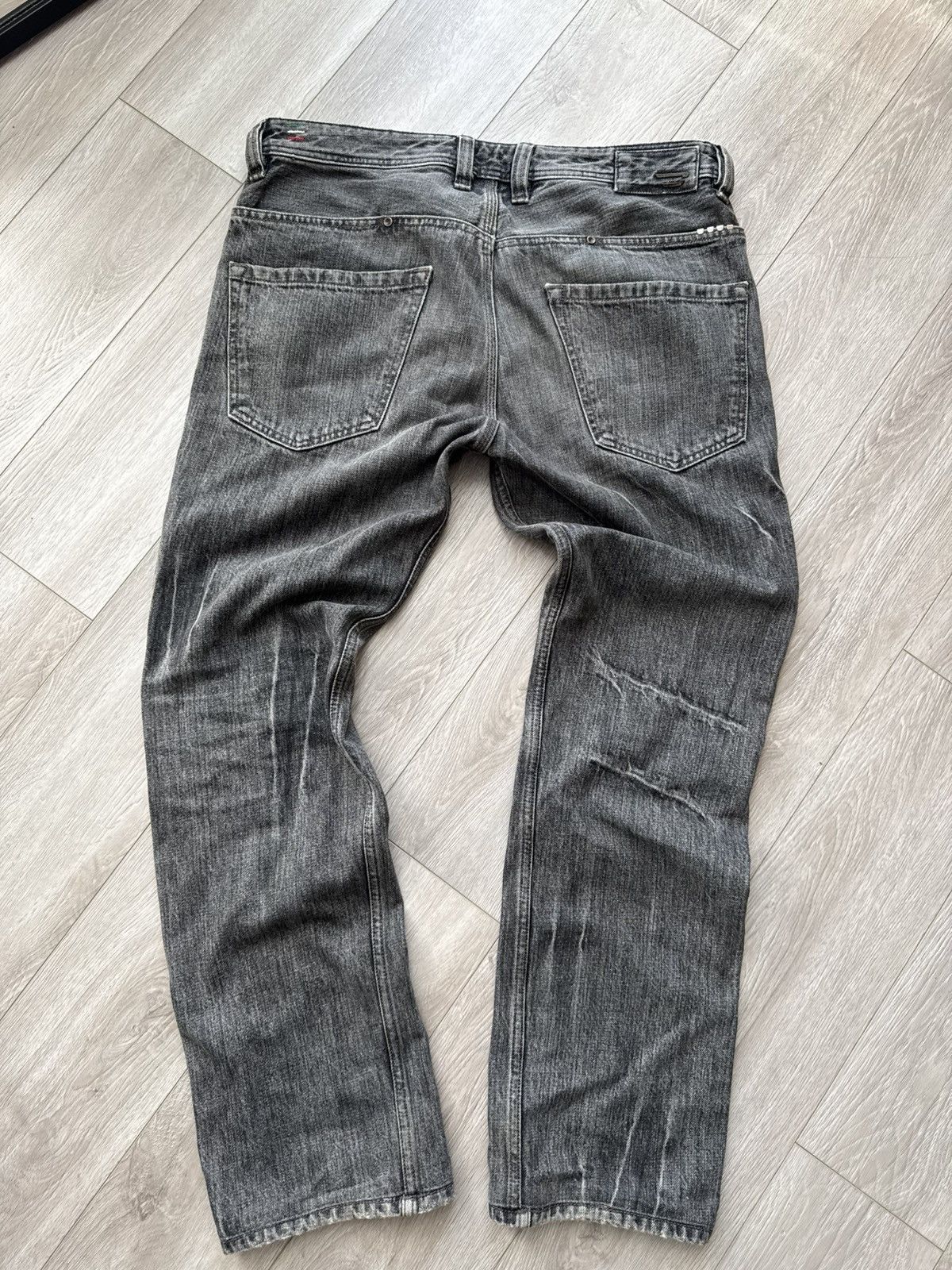 Diesel Vintage Diesel Grey Distressed Jeans Y2K Size US 31 - 7 Thumbnail