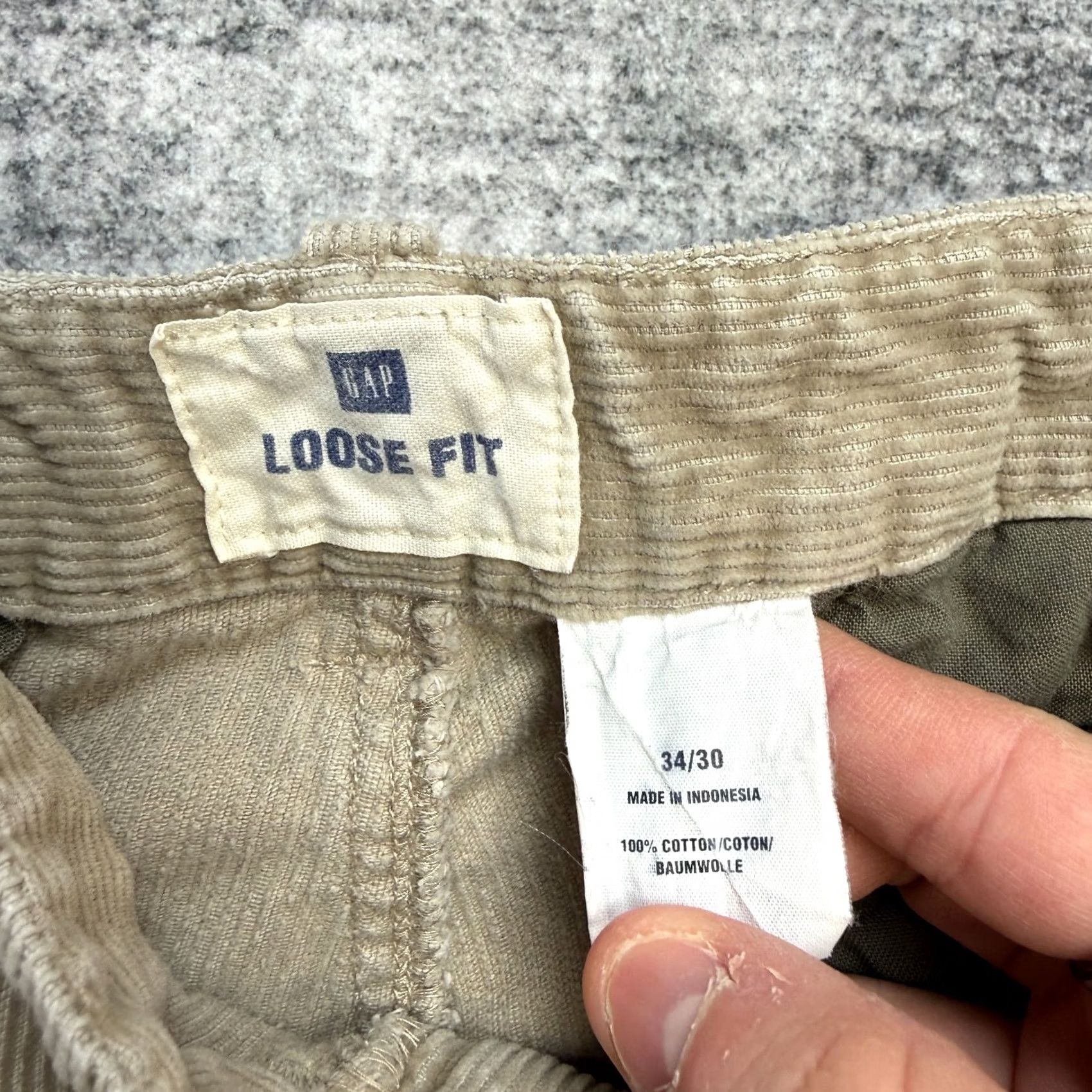 Gap VINTAGE Gap Corduroy Pants Mens 34x30 Beige Relaxed Straight 30in Inseam Casual Chino Pants Mens Size US 34 / EU 50 - 4 Thumbnail