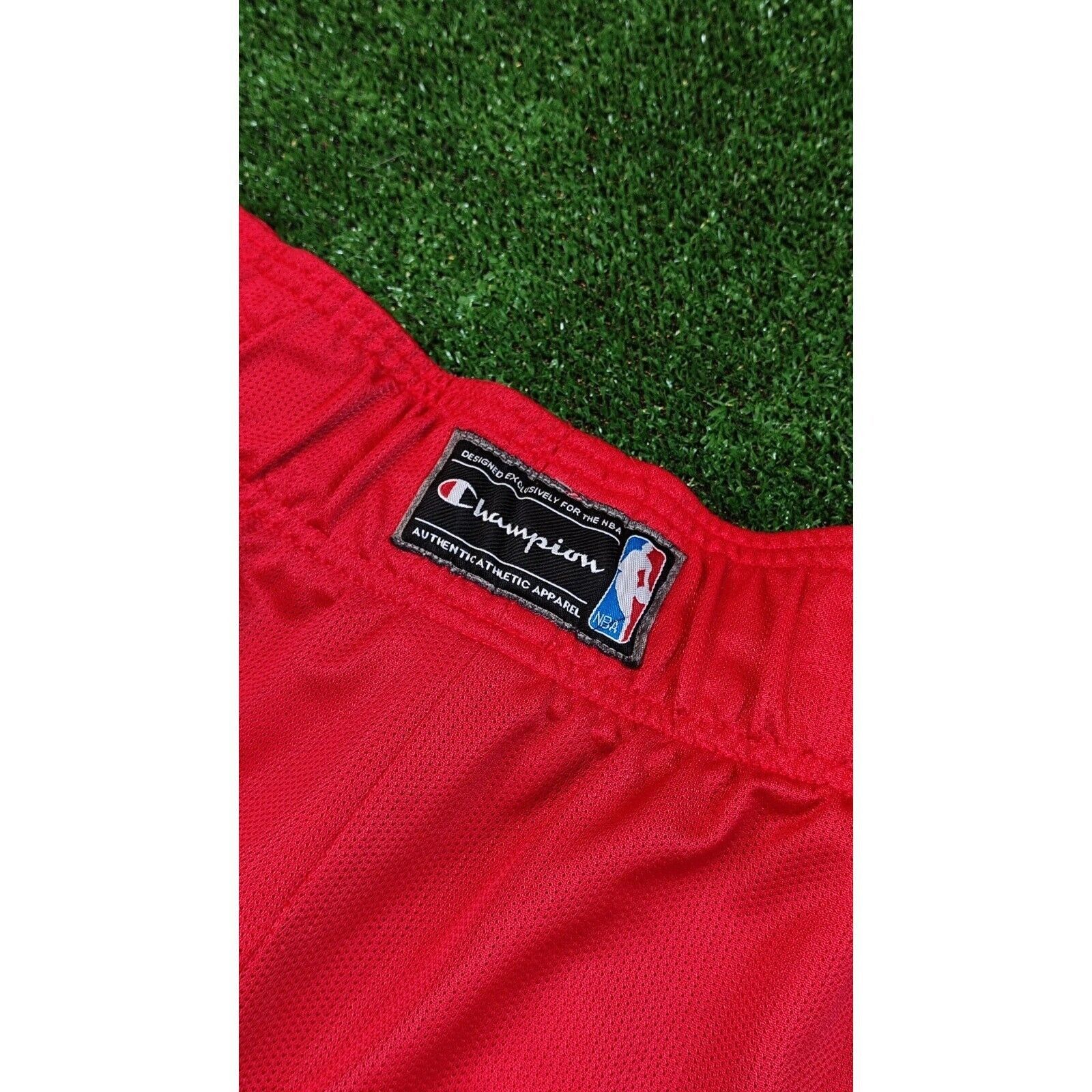 Champion VINTAGE Chicago Bulls Champion Shorts Adult XXL NBA Size US 42 / EU 58 - 10 Thumbnail