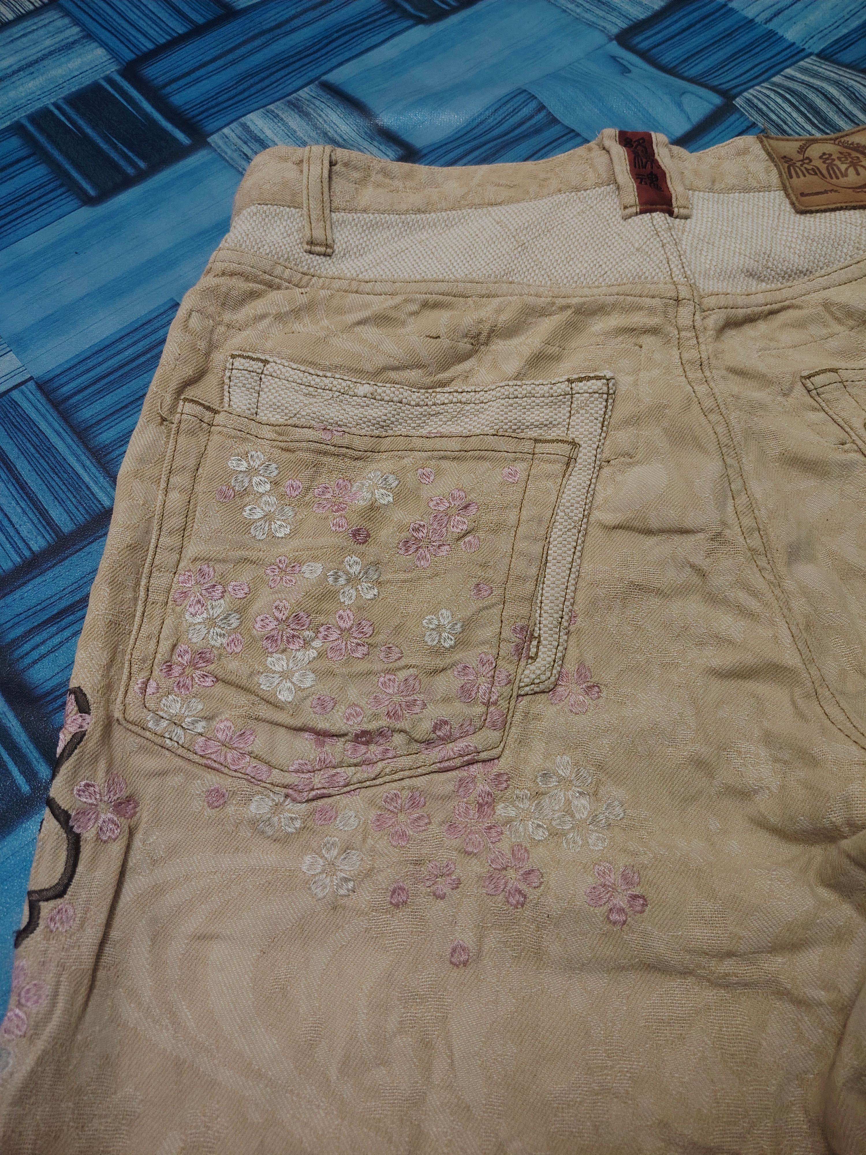 Karakuri Tamashii Rare Full Embroidered Japanese Sakura Flowers Jeans Size US 32 / EU 48 - 25 Thumbnail