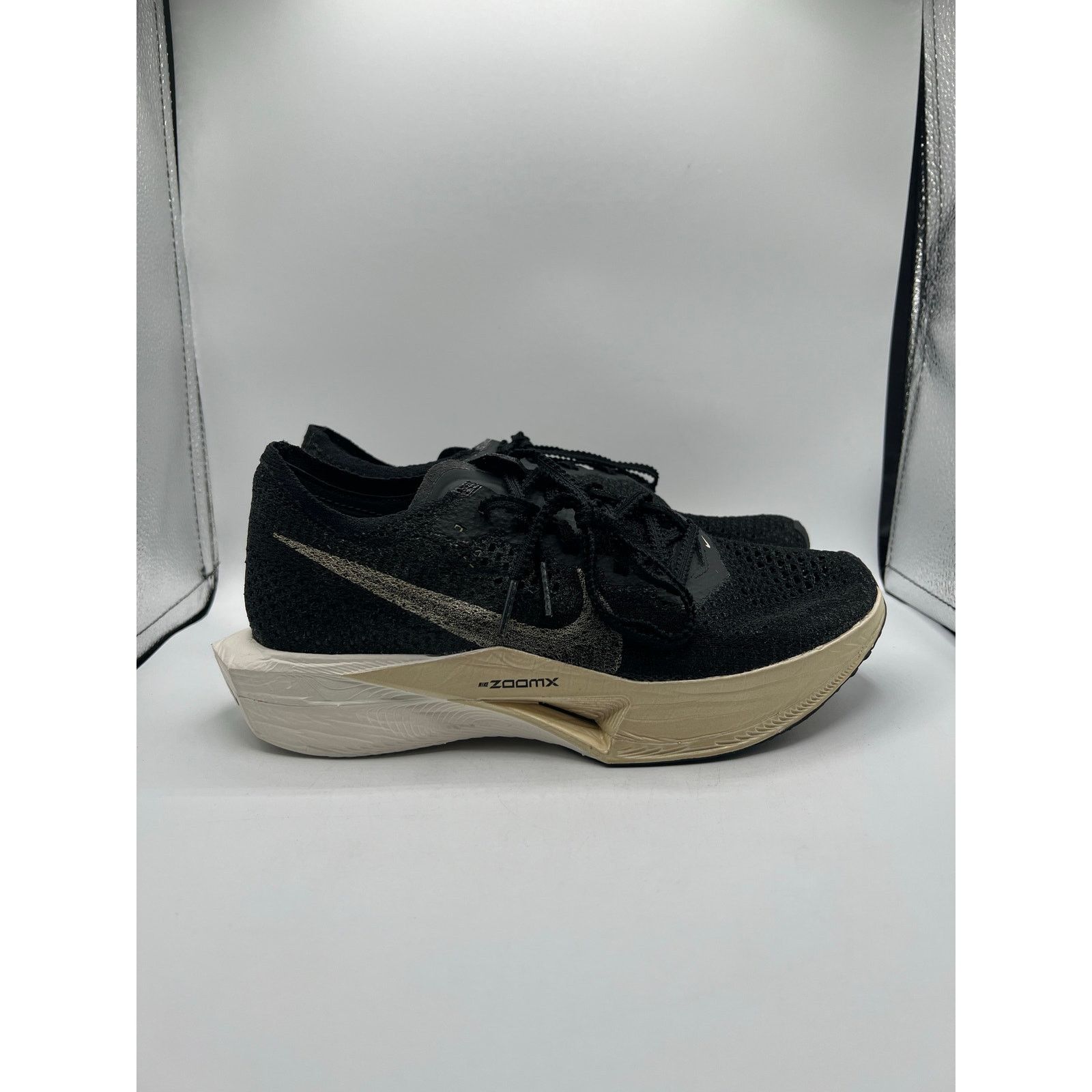 Nike Nike ZoomX VaporFly Next %3 “Black Metallic Gold Grain” Size US 6 / EU 39 - 3 Thumbnail