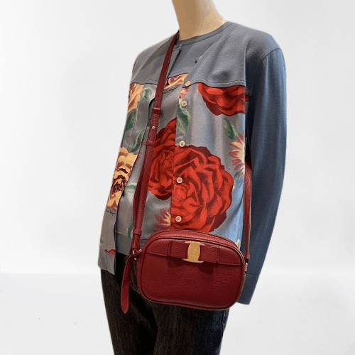 Salvatore Ferragamo o1s1rm0924 Size: OS / Shoulder Bag in Red Size ONE SIZE - 3 Thumbnail