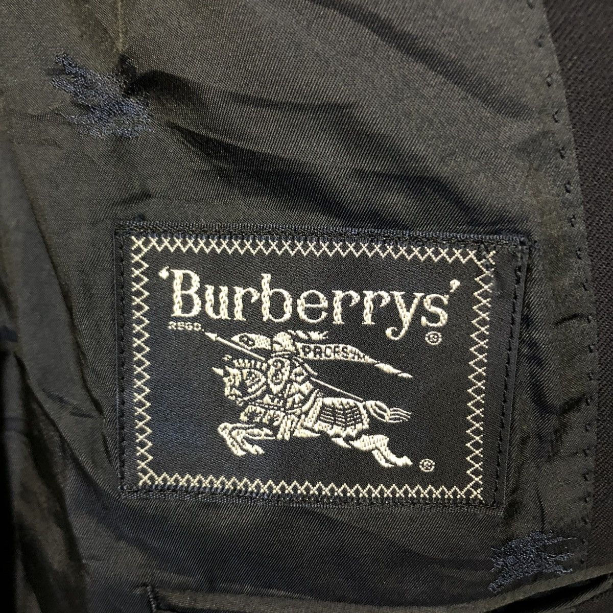 Burberry 🔥VINTAGE BURBERRYS COATS JACKET DOUBLE BREAST GOLDEN BUTTON Size US M / EU 48-50 / 2 - 19 Thumbnail